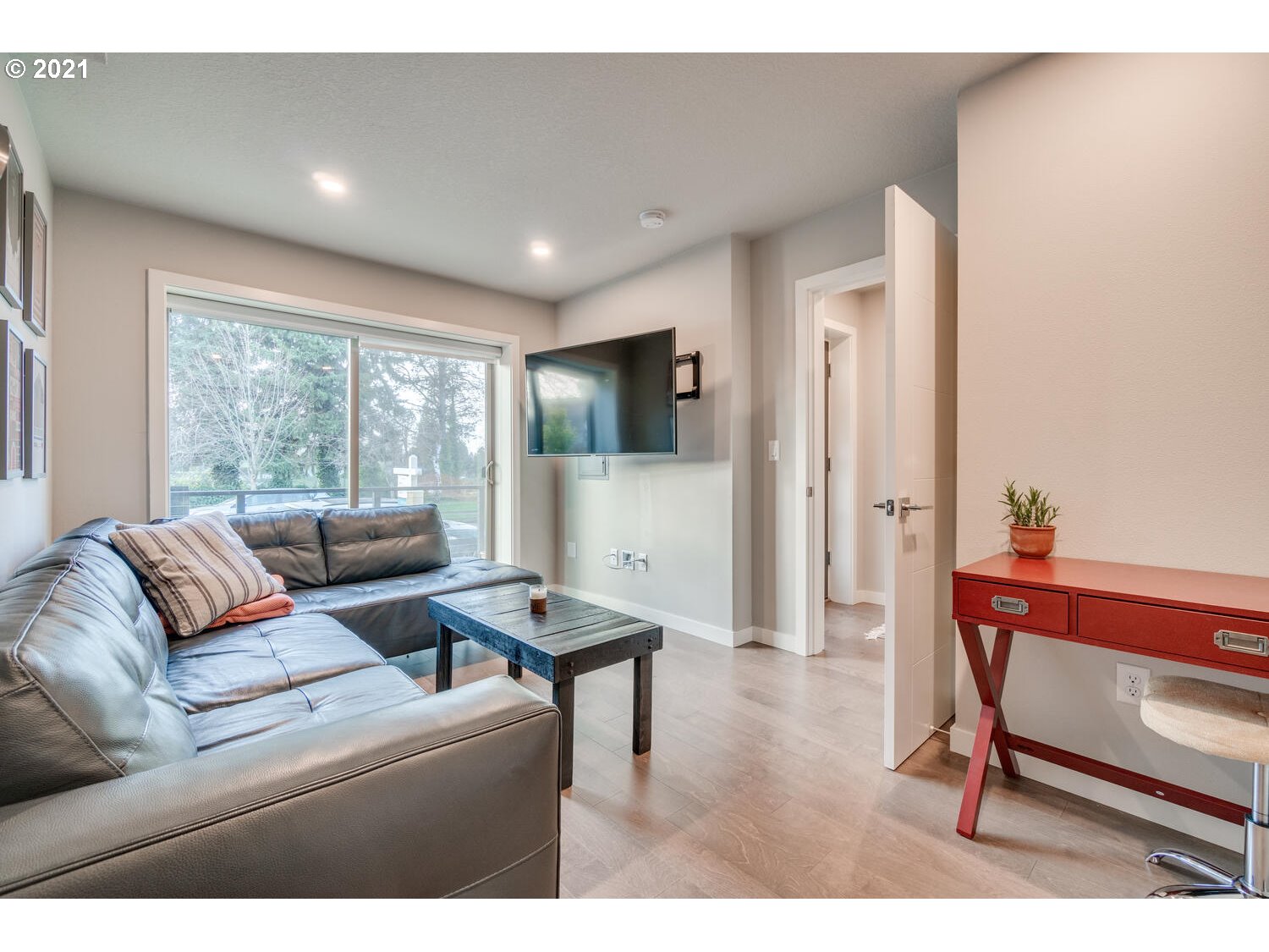 Photo #3: 21513814 Listing 