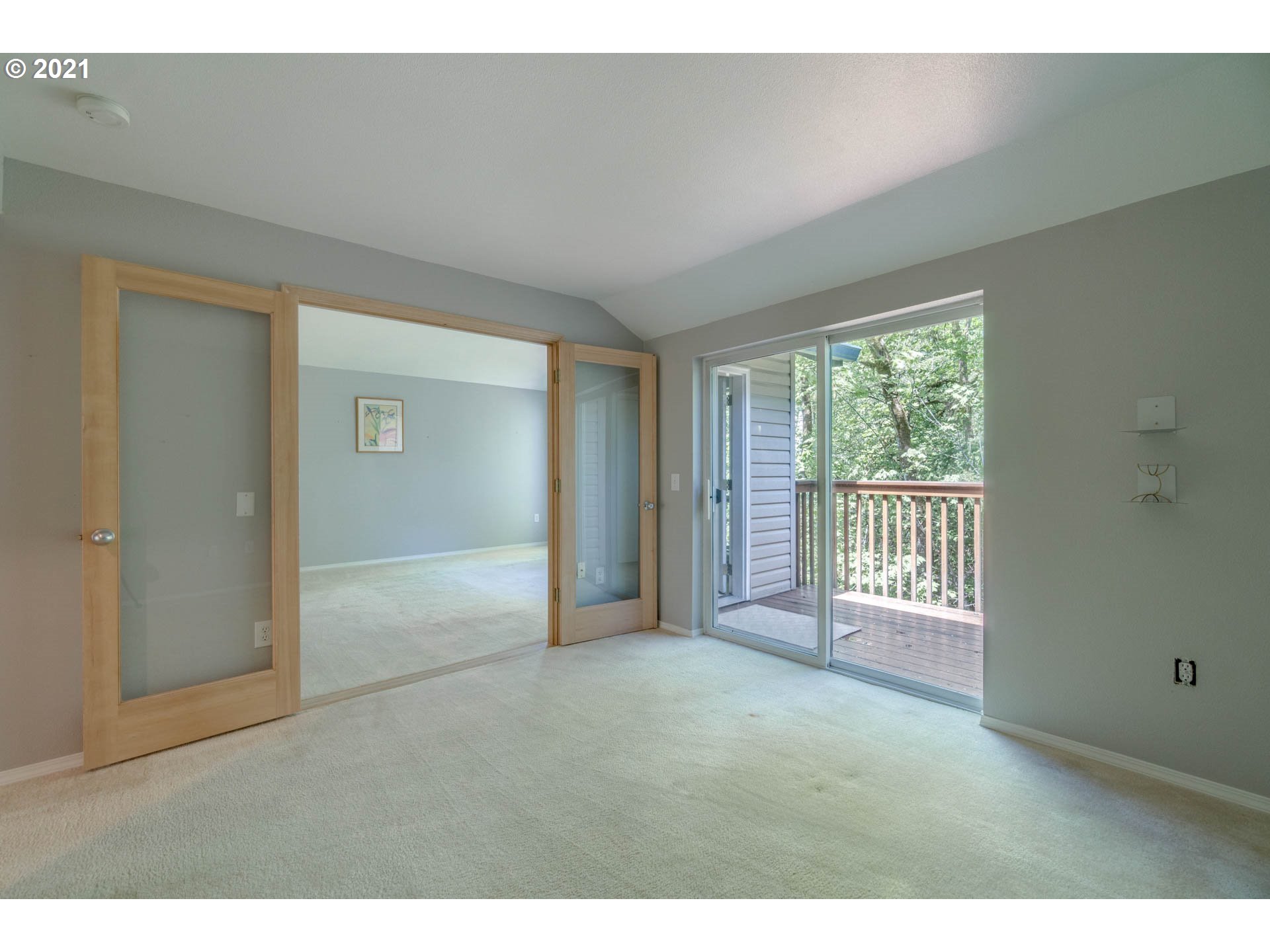 Photo #4: 21517908 Listing 