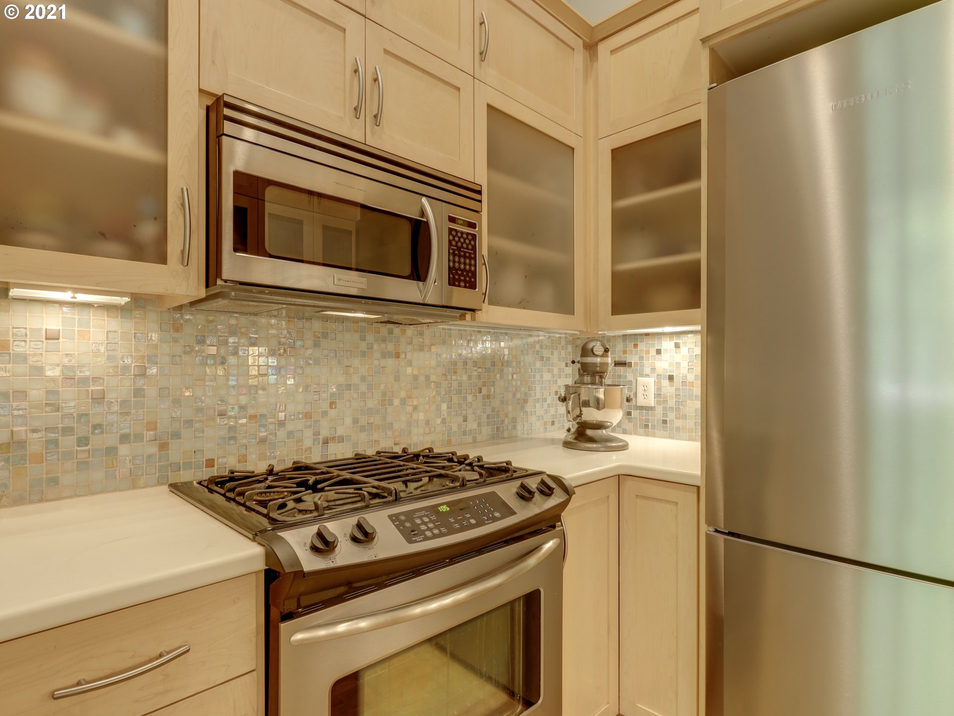 Photo #4: 21520831 Listing 
