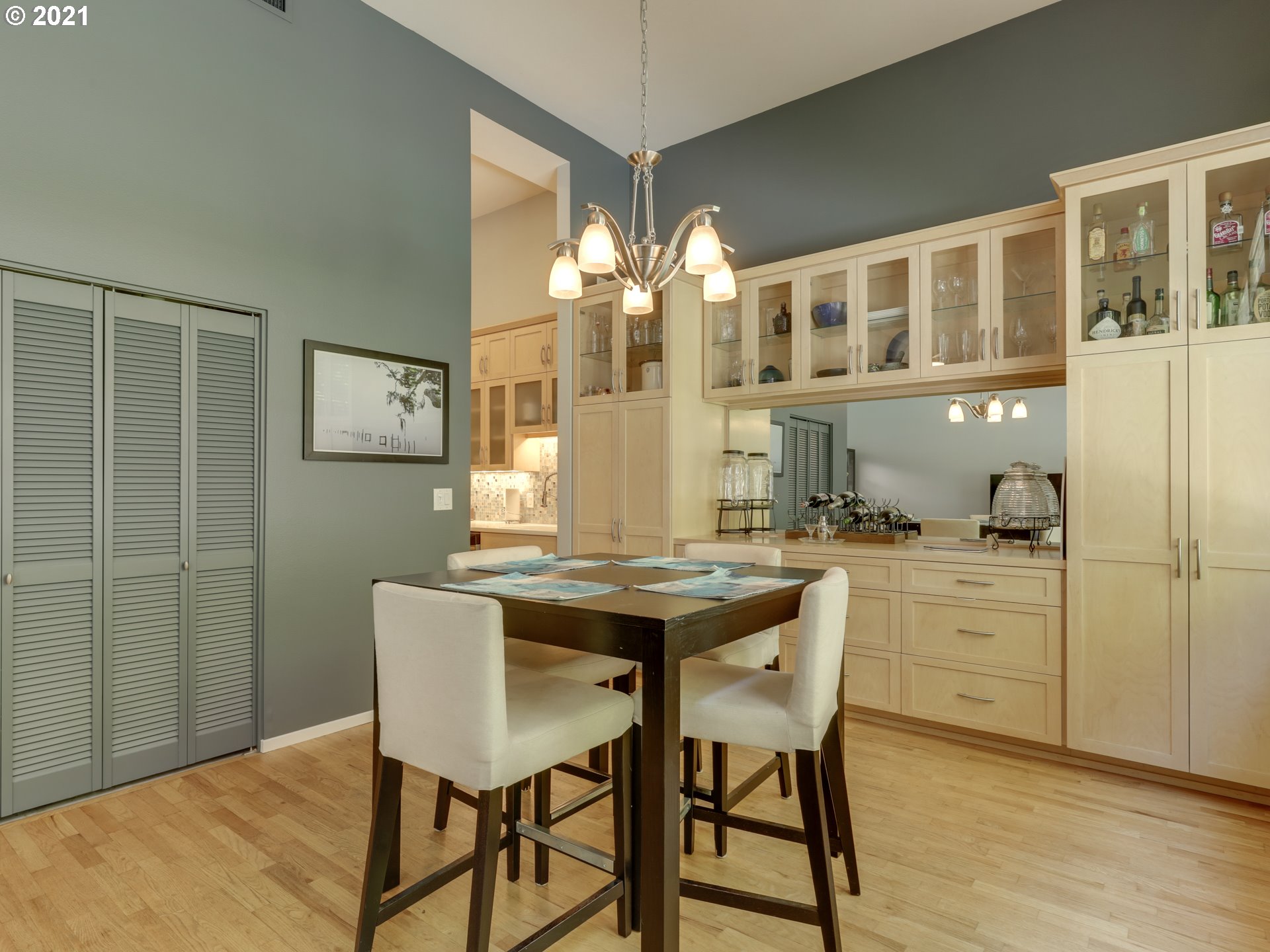 Photo #2: 21520831 Listing 