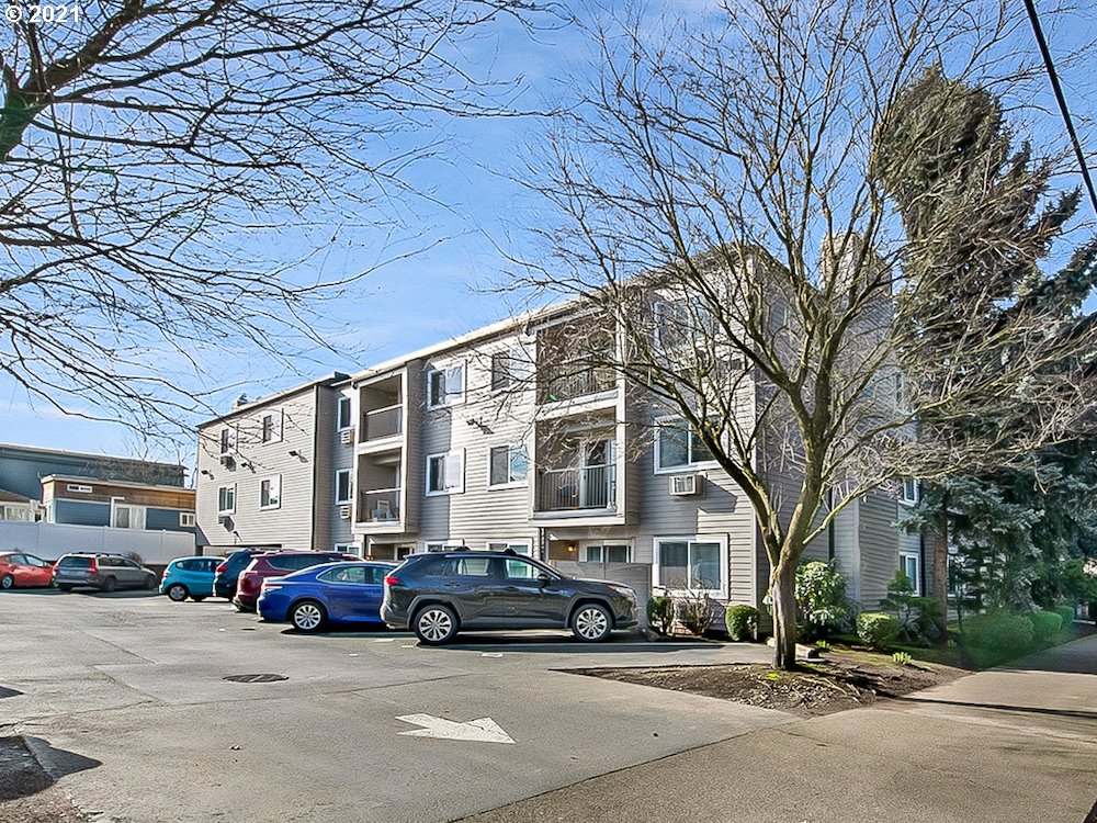 Photo #6: 21521250 Listing 