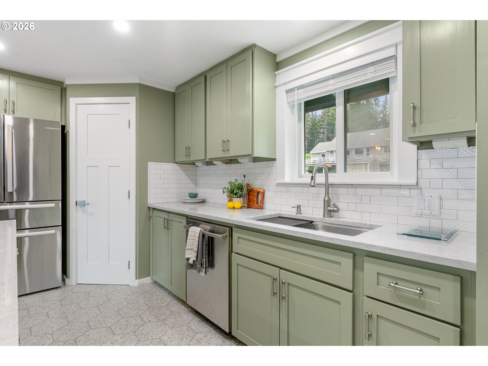 270 NE Wisteria WAY, Stevenson, WA, 98648