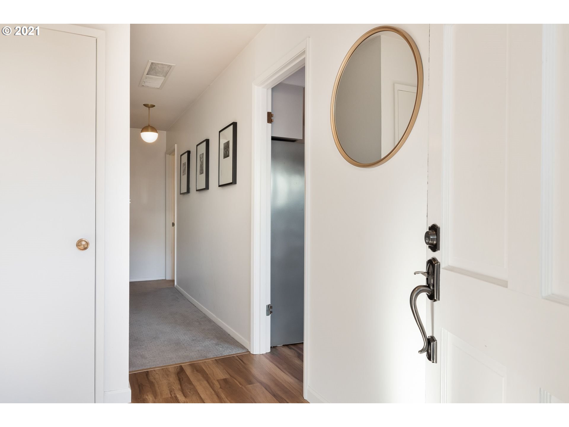 Photo #6: 21524406 Listing 