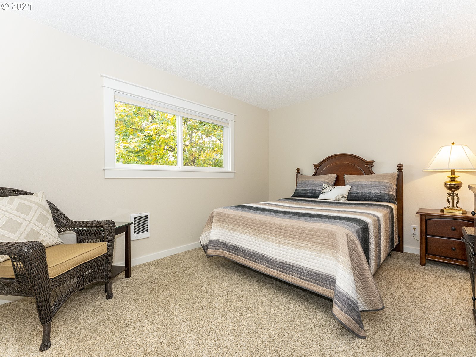Photo #6: 21524686 Listing 