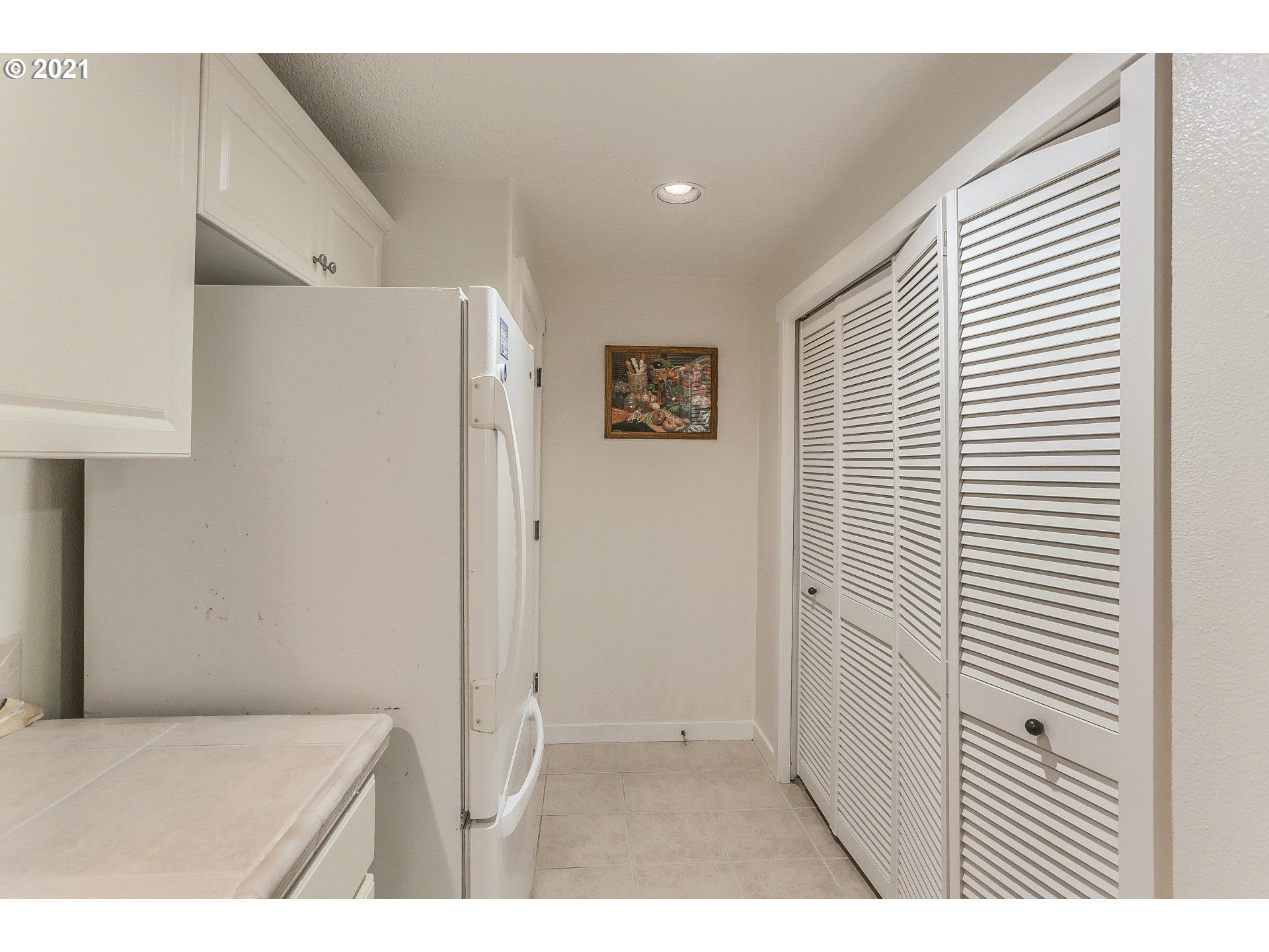 Photo #6: 21526199 Listing 