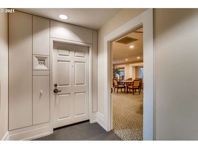 Photo #3: 21526899 Listing 