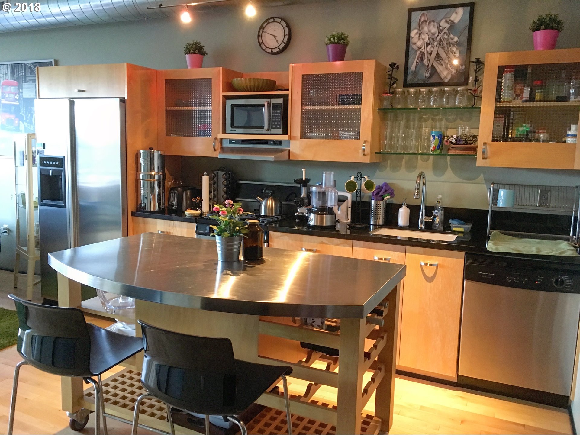 Photo #5: 21528094 Listing 
