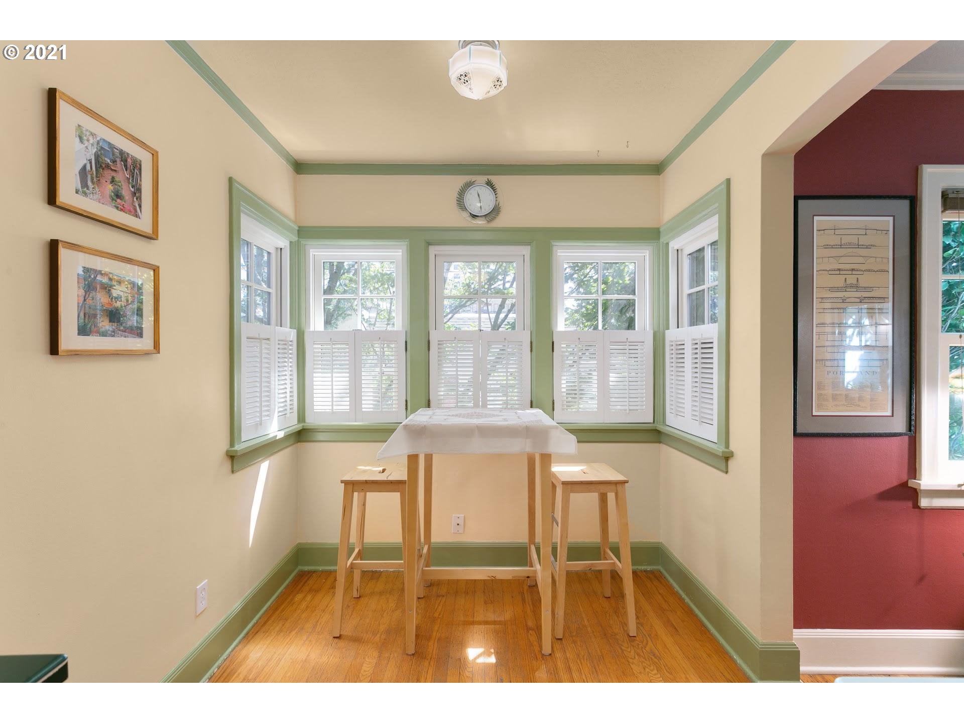 Photo #2: 21532323 Listing 