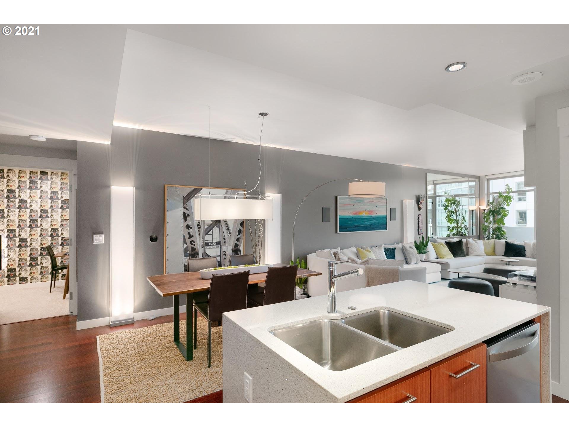 Photo #6: 21533175 Listing 