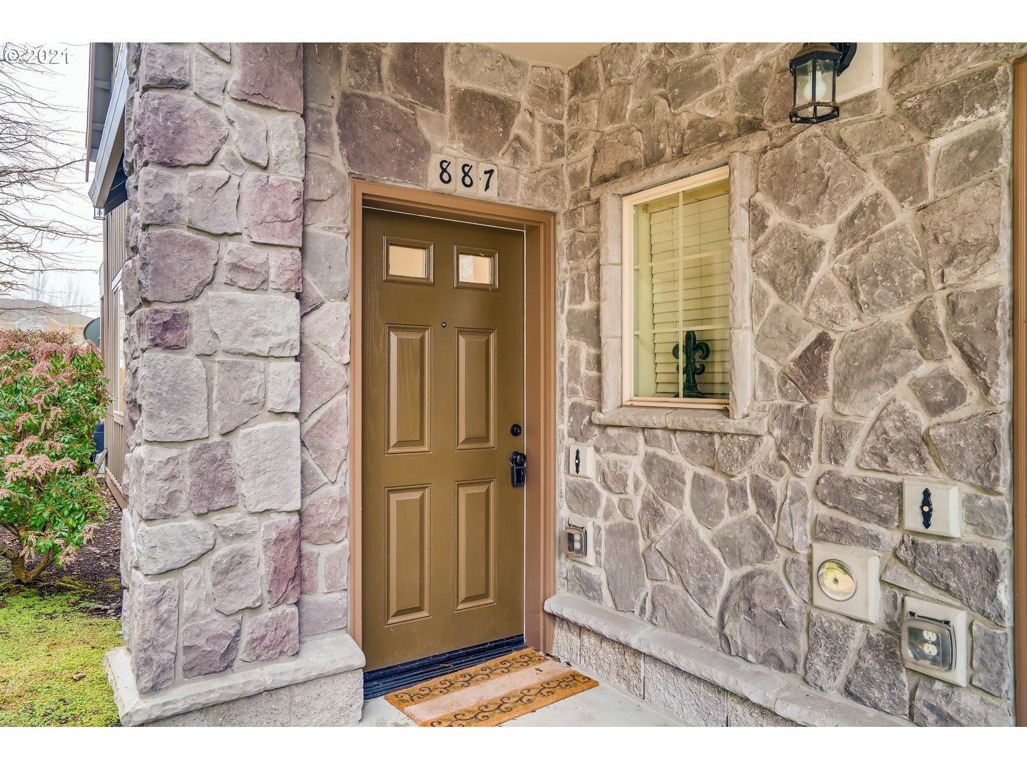 Photo #2: 21535782 Listing 