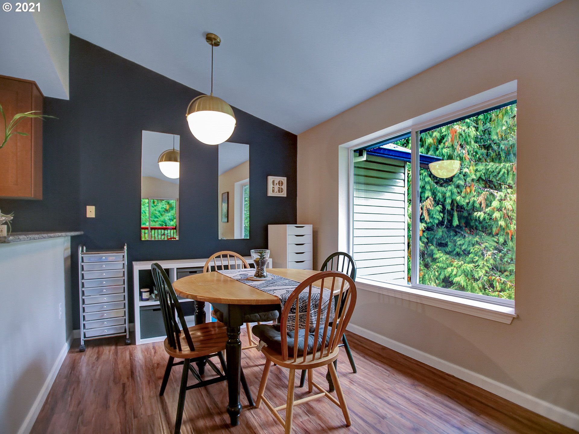 Photo #3: 21537259 Listing 