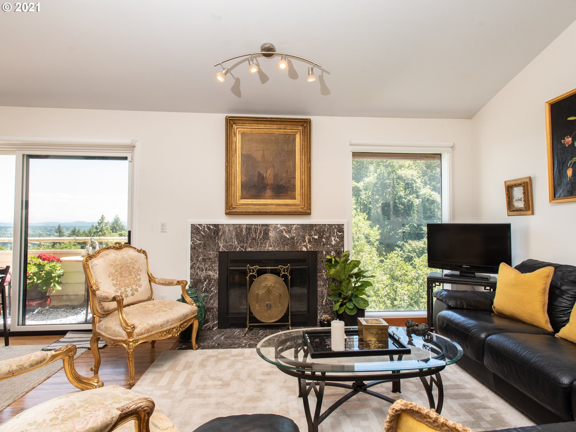 Photo #6: 21538520 Listing 