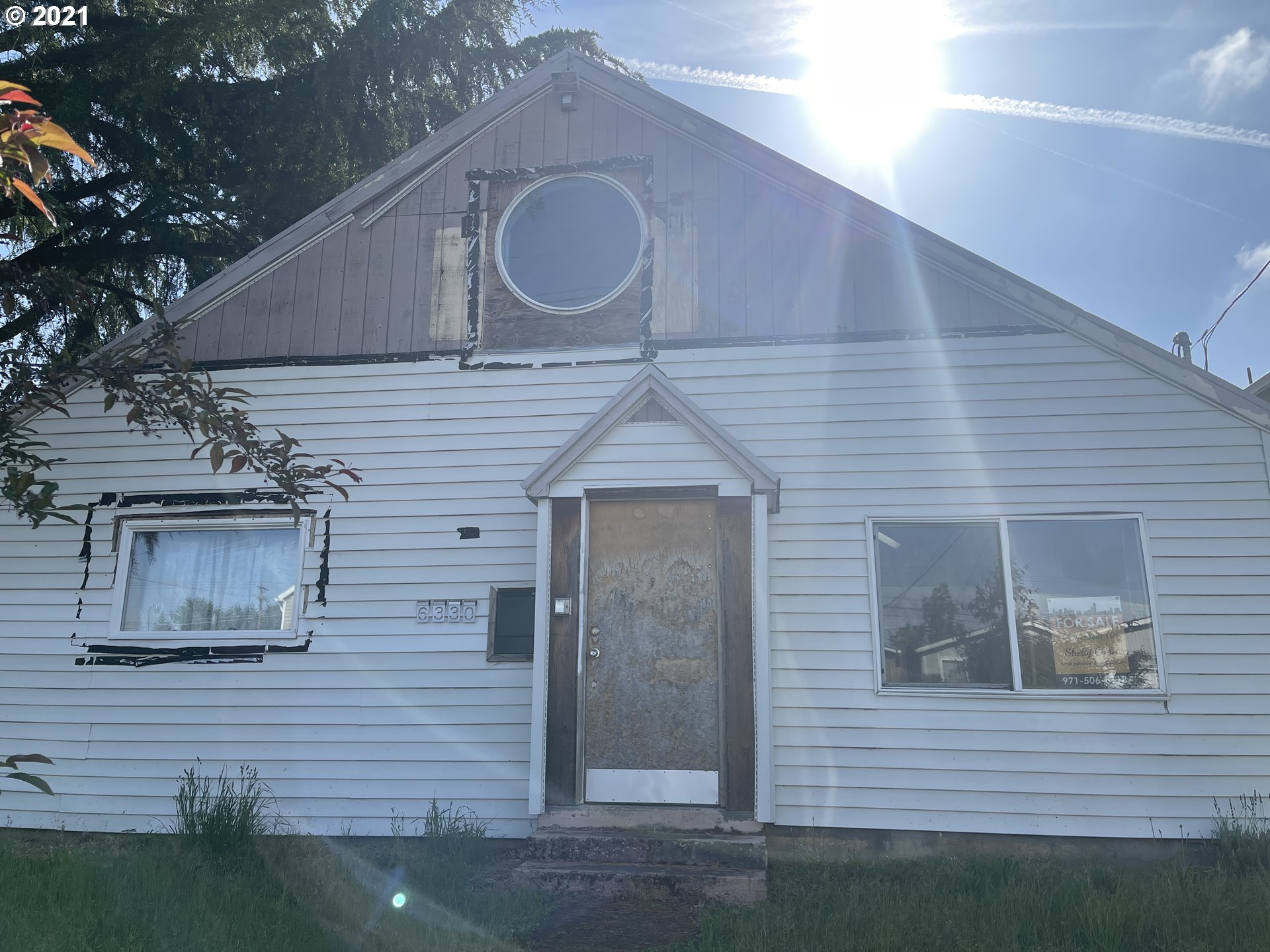 6330 SE 83RD AVE (1 of 27)