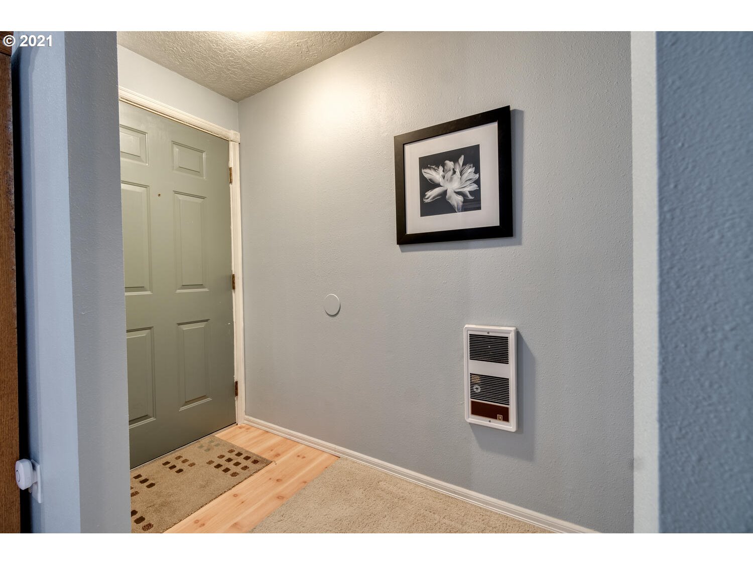 Photo #2: 21543485 Listing 