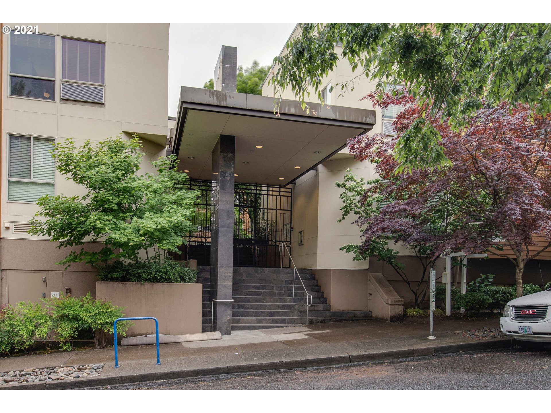 Photo #3: 21544202 Listing 