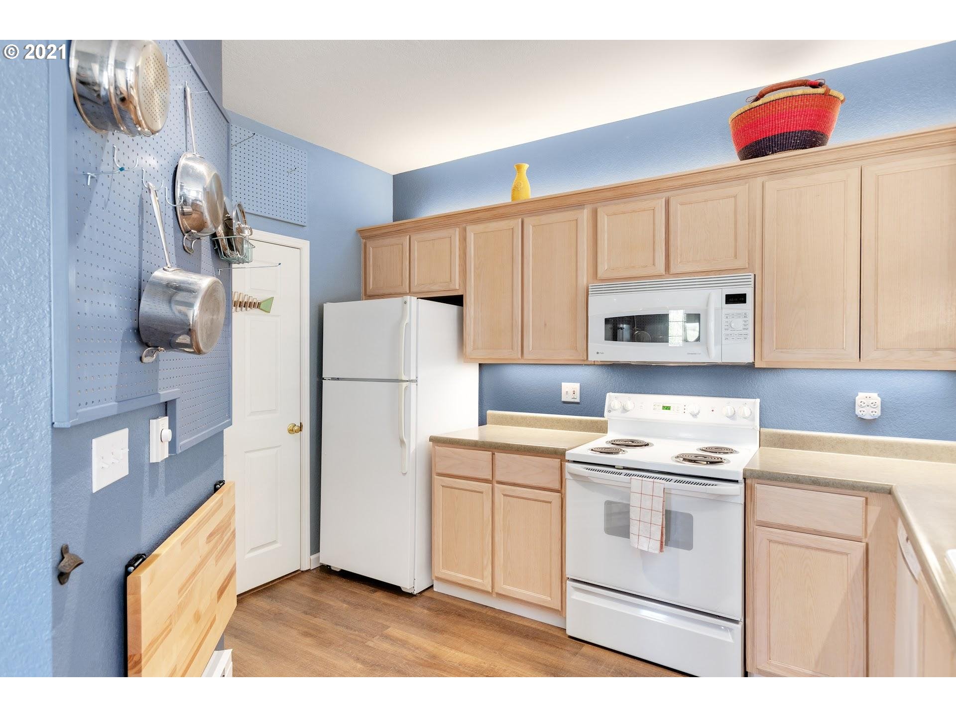Photo #6: 21544748 Listing 