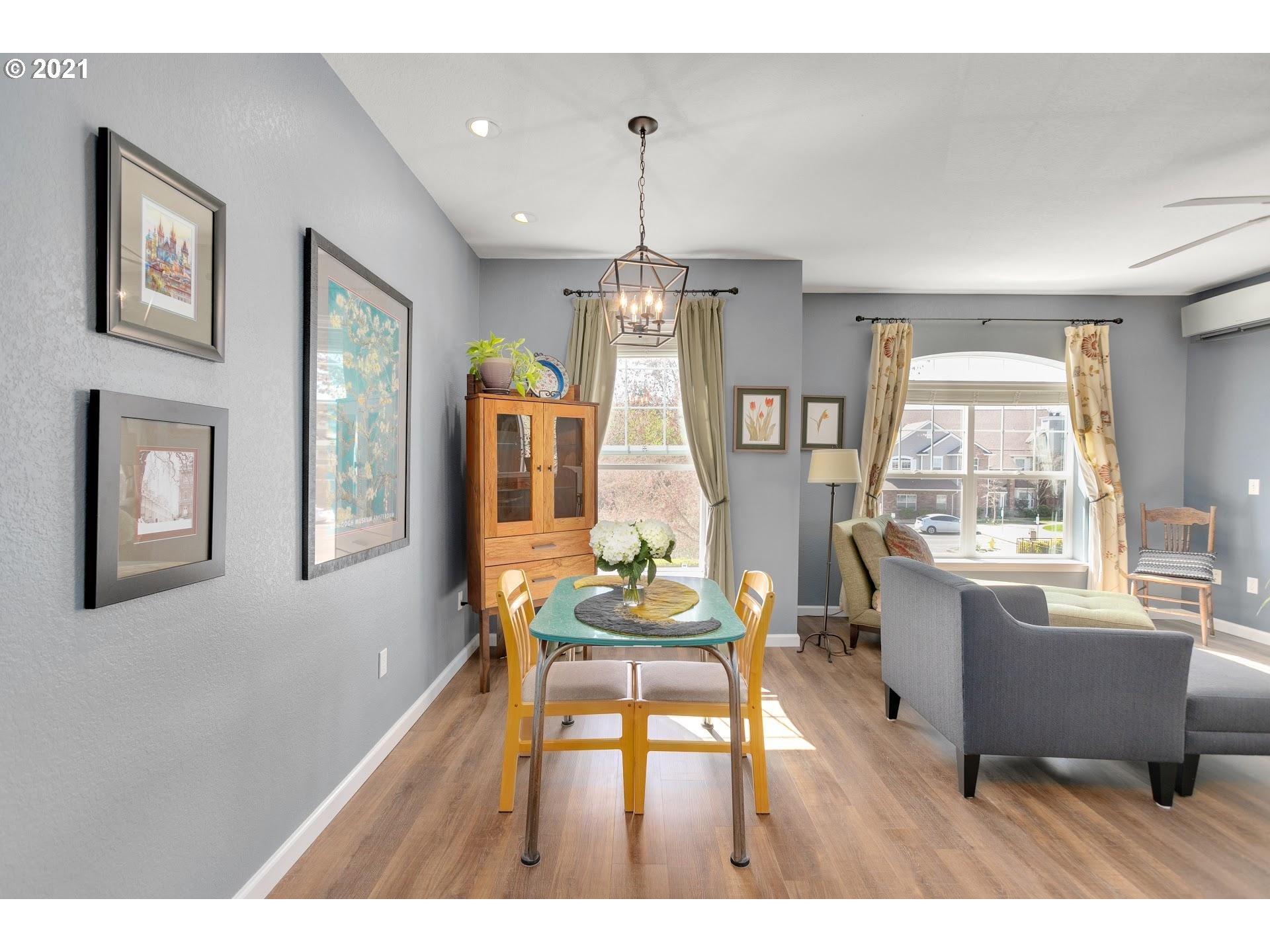 Photo #5: 21544748 Listing 