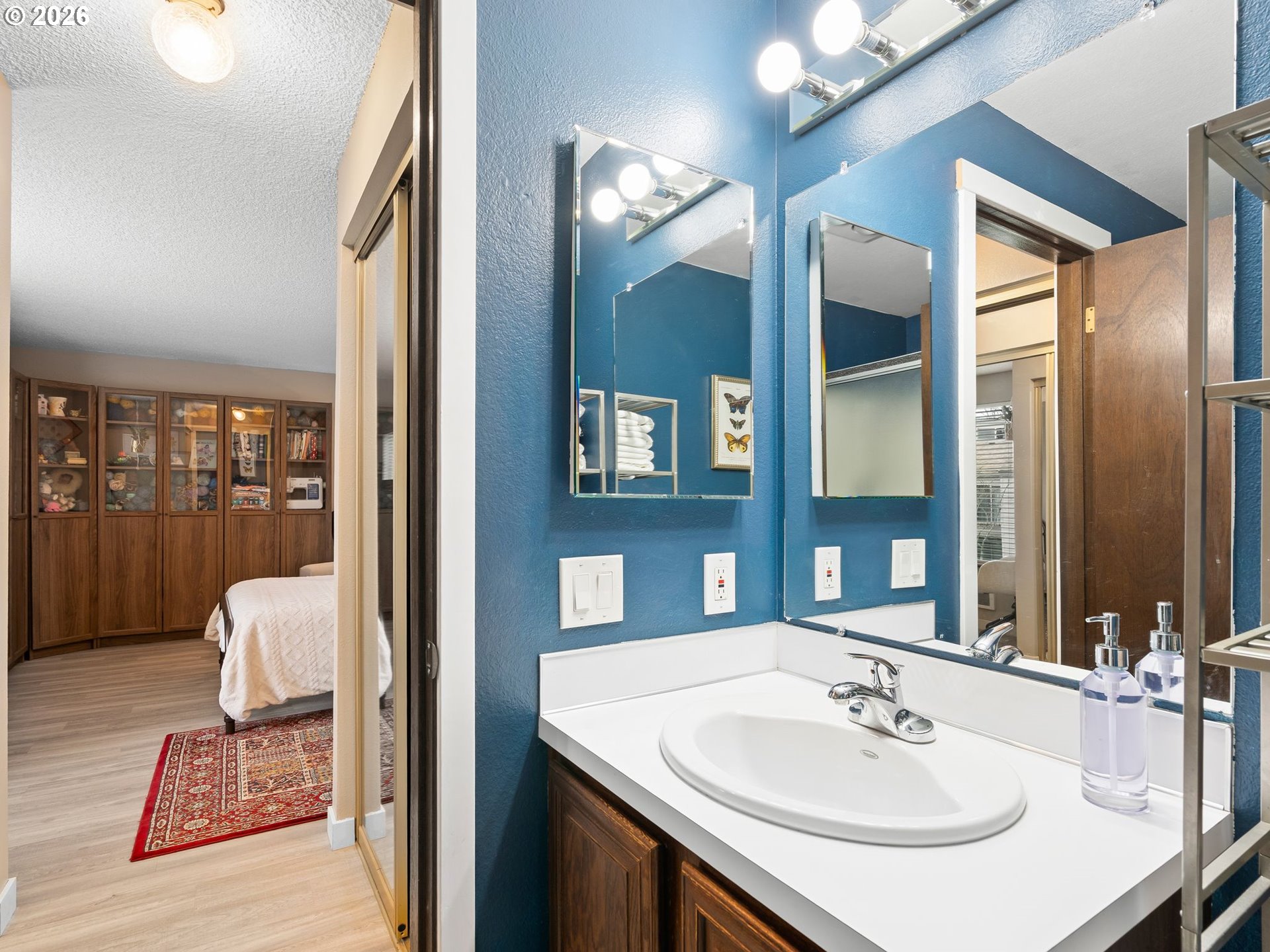 Photo #8: 215470320 Listing: Photo #8