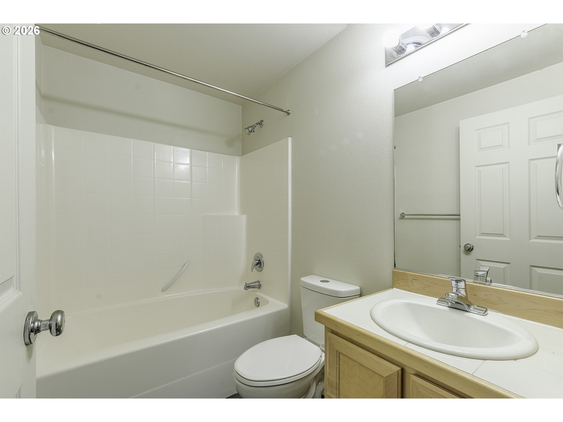 Photo #20: 215478298 Listing: Photo #20