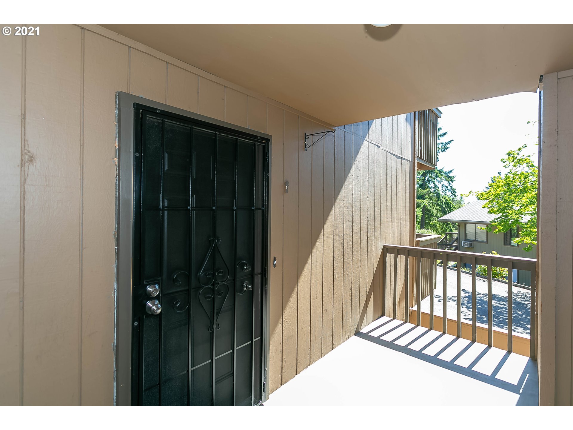 Photo #3: 21553774 Listing 
