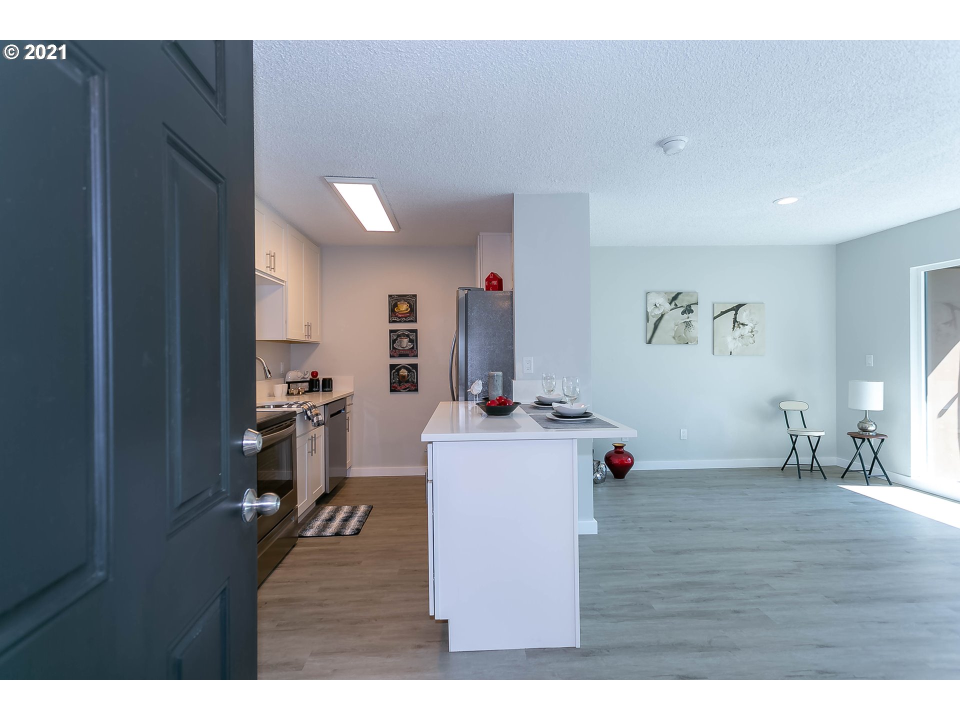 Photo #5: 21553774 Listing 