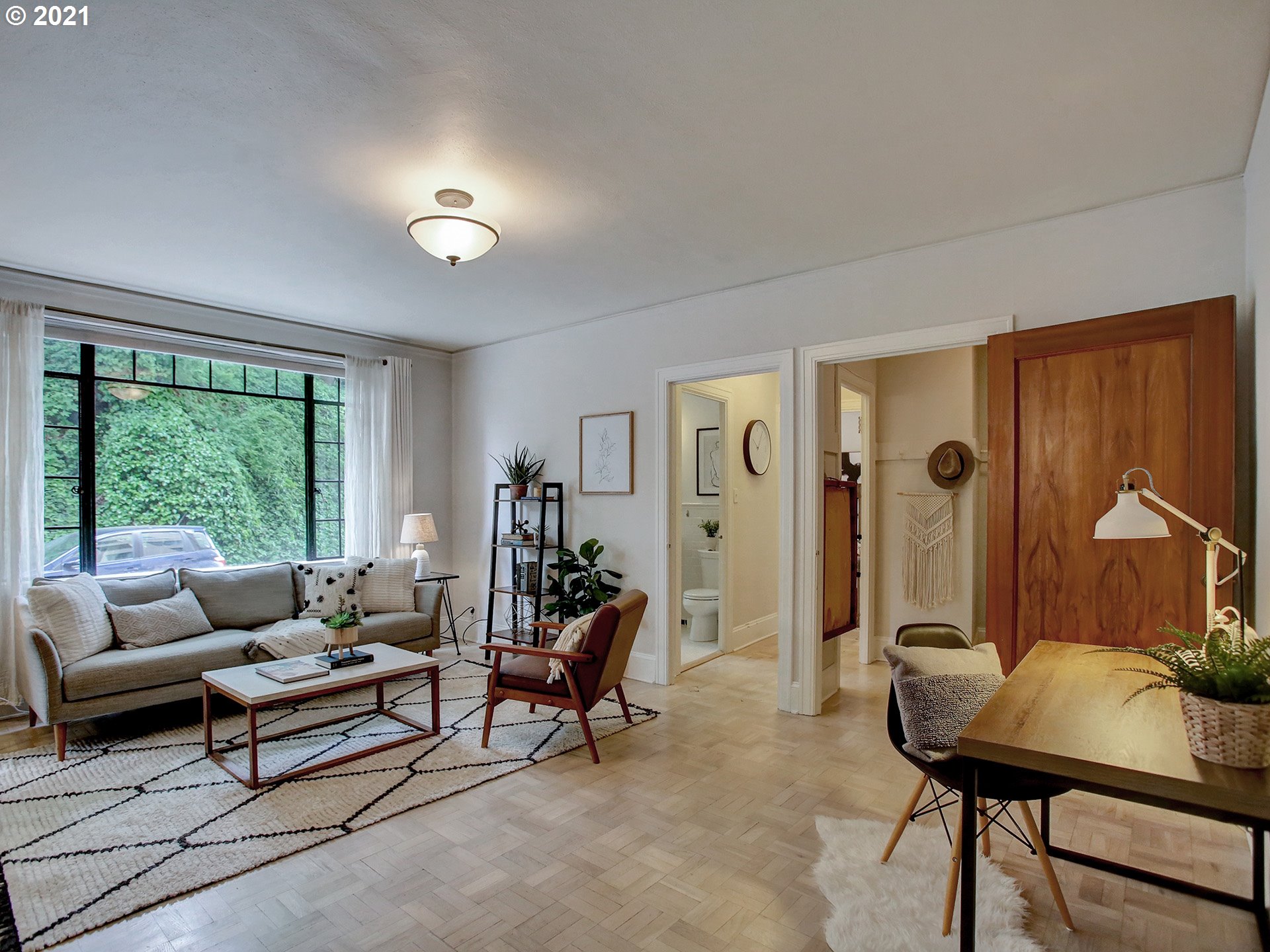 Photo #4: 21555652 Listing 