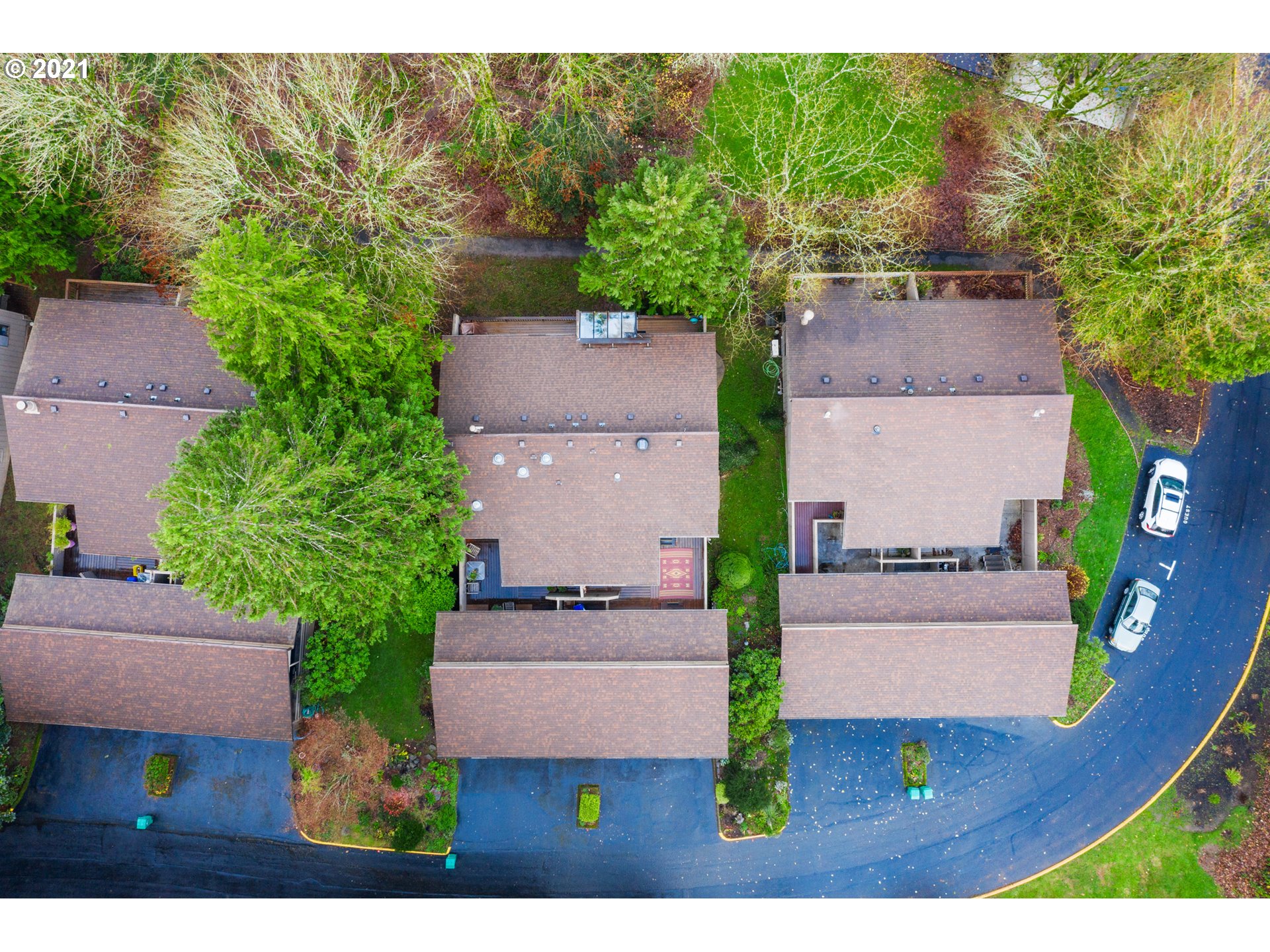 Photo #2: 21559193 Listing 