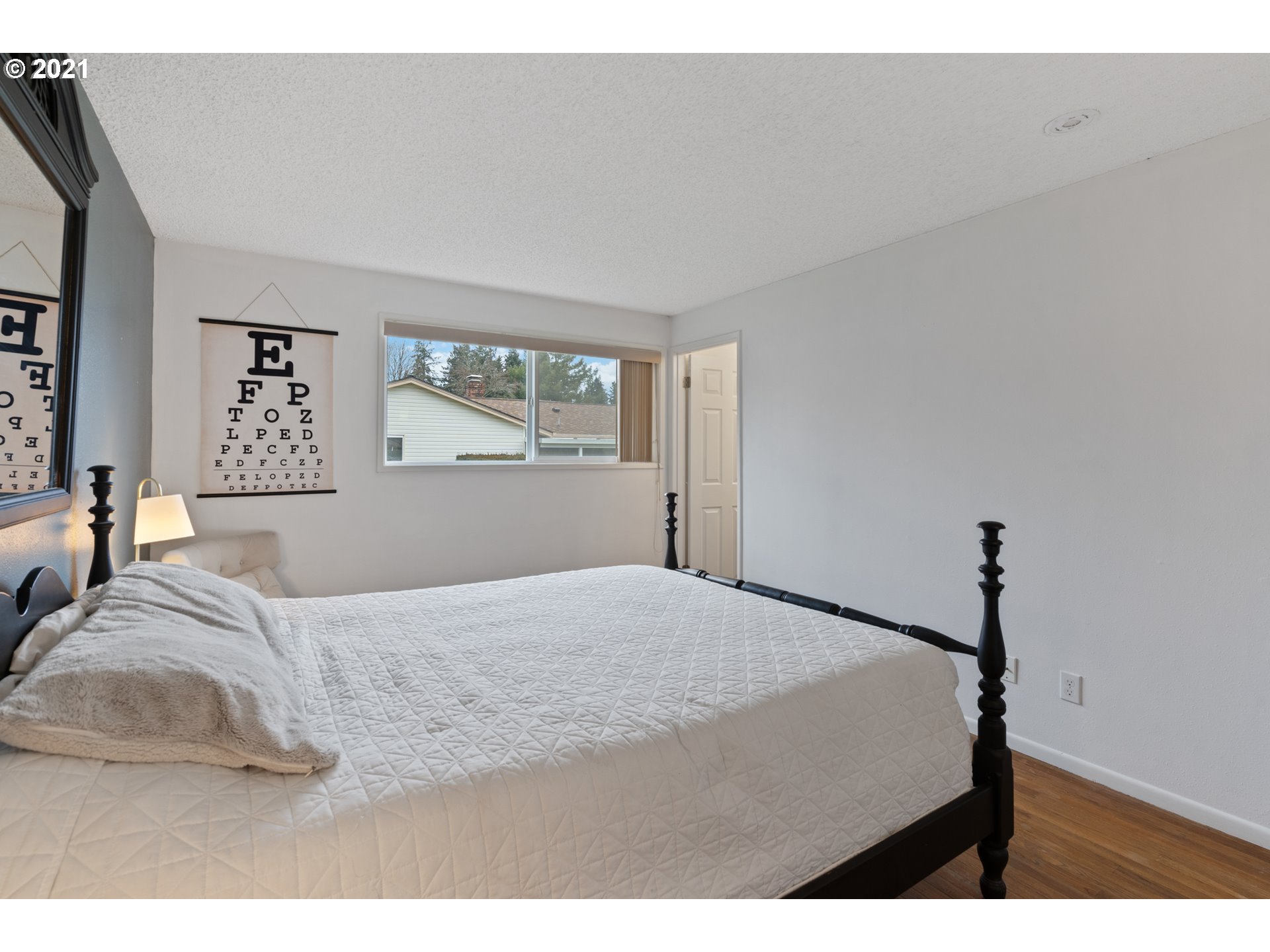 Photo #3: 21567198 Listing 