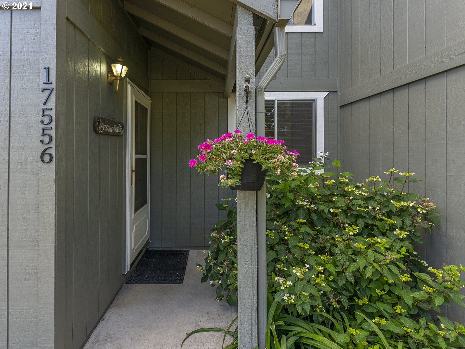 Photo #3: 21567520 Listing 