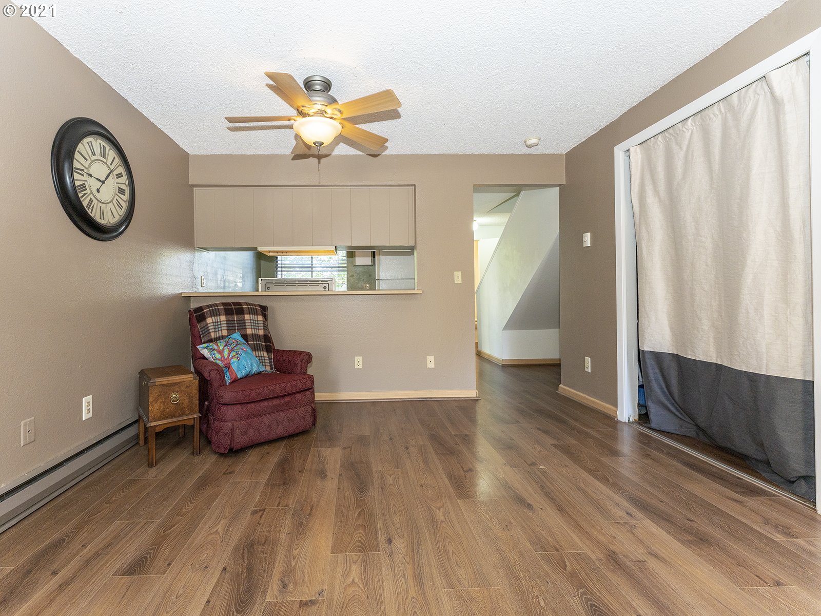 Photo #6: 21567520 Listing 