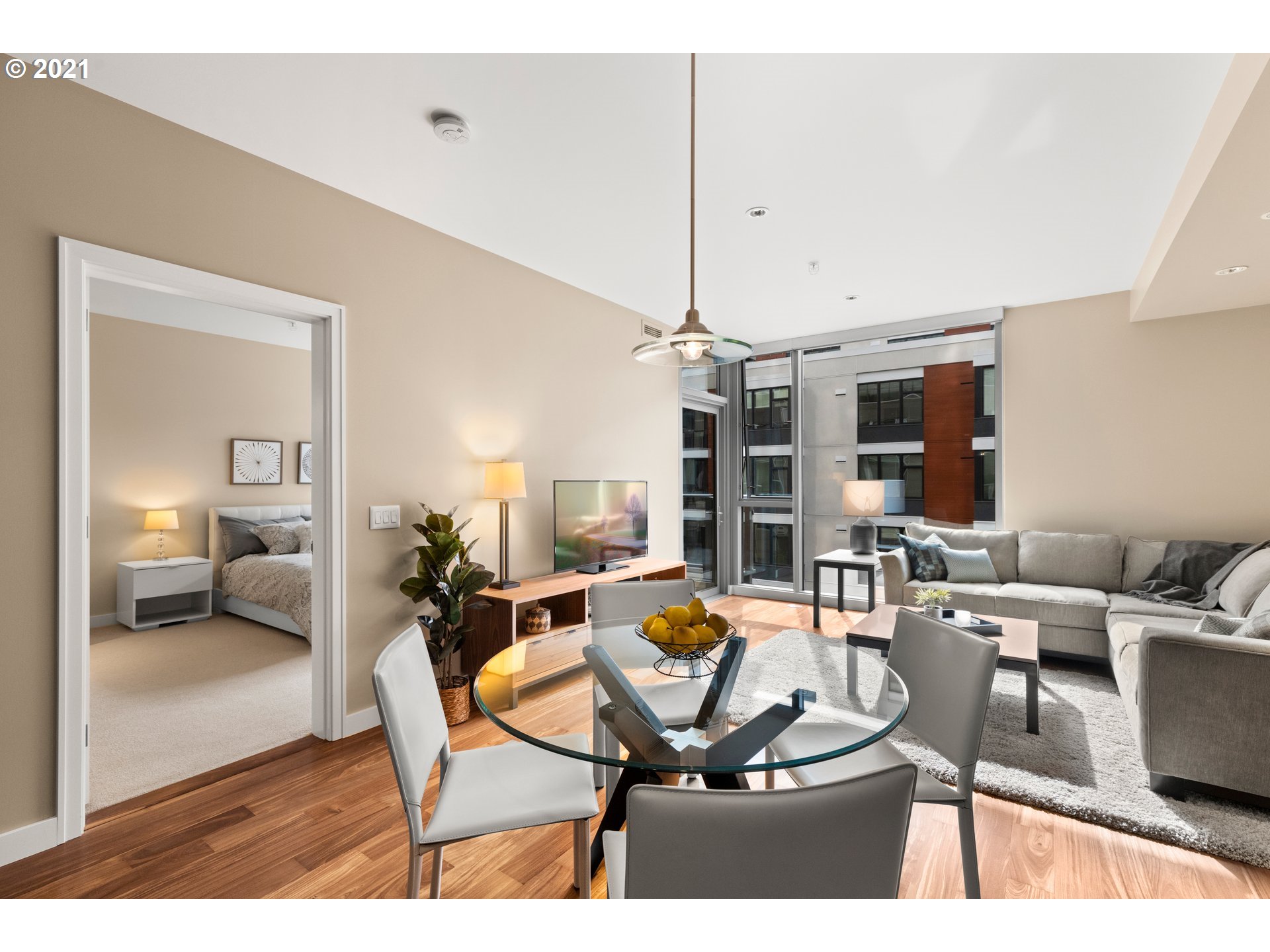 Photo #4: 21568022 Listing 