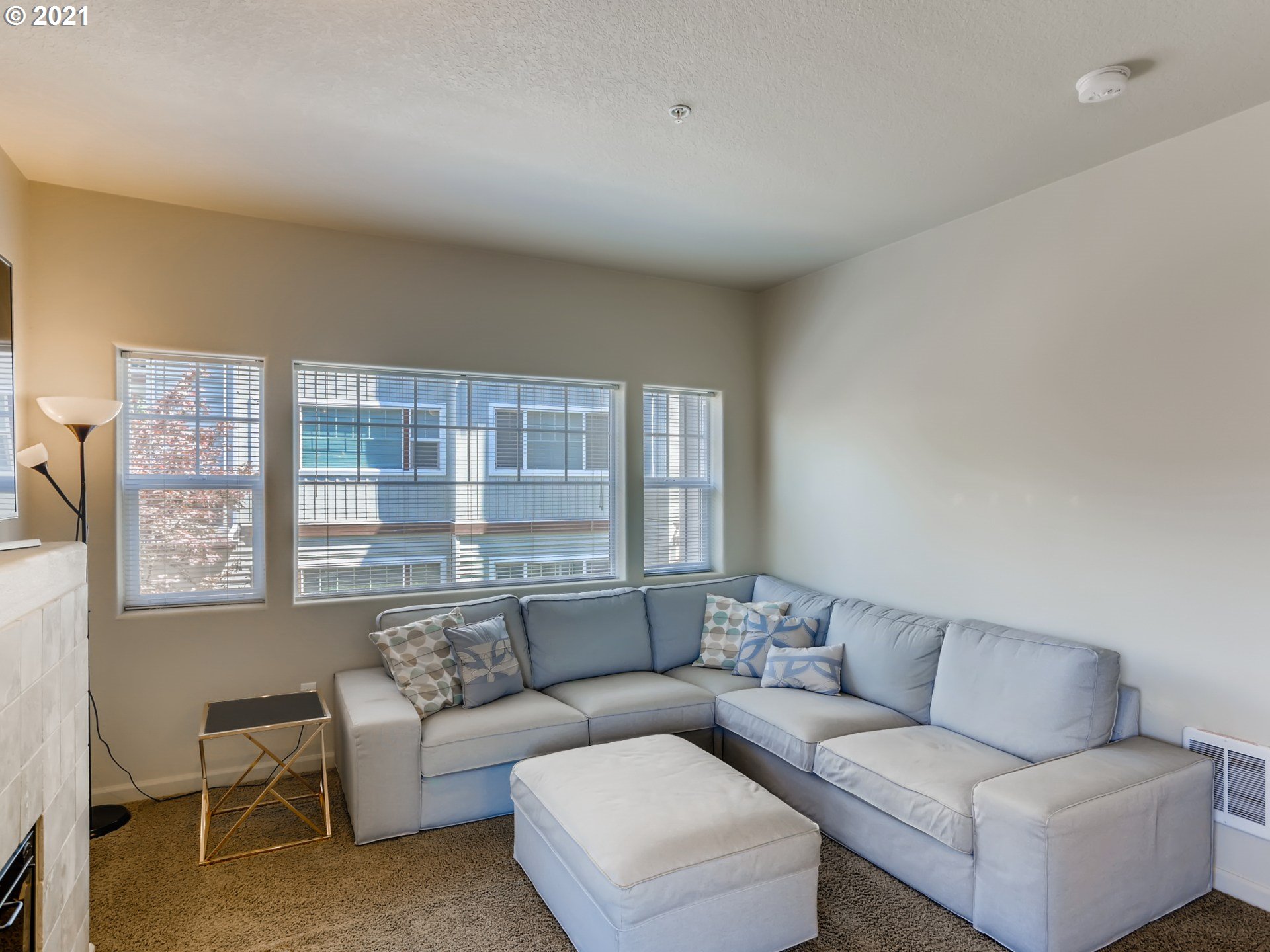 Photo #6: 21568426 Listing 