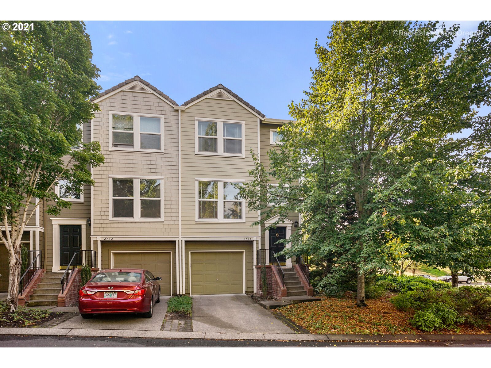 MLS: 21571620 Condo For Sale
