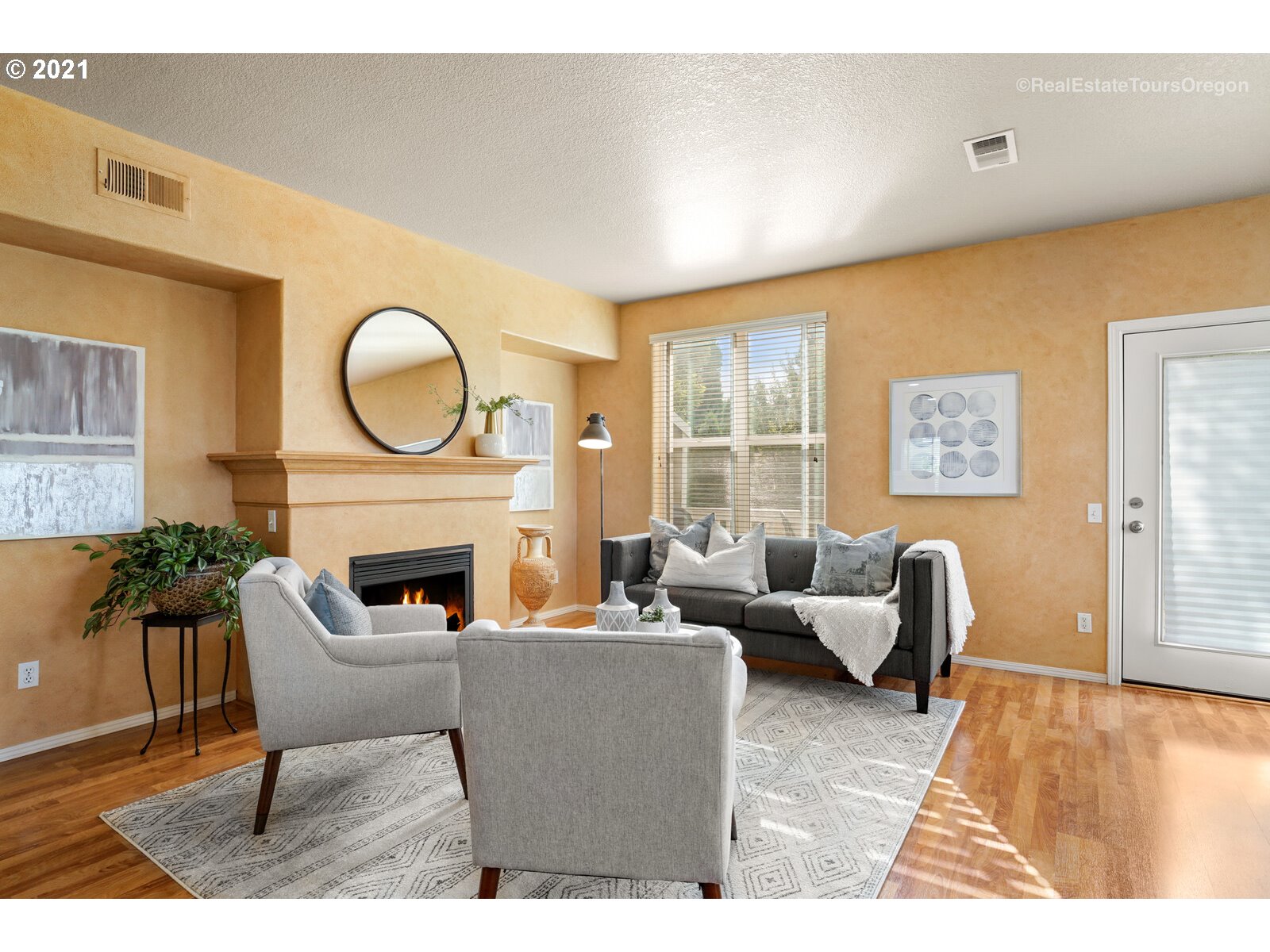 Photo #6: 21571620 Listing 