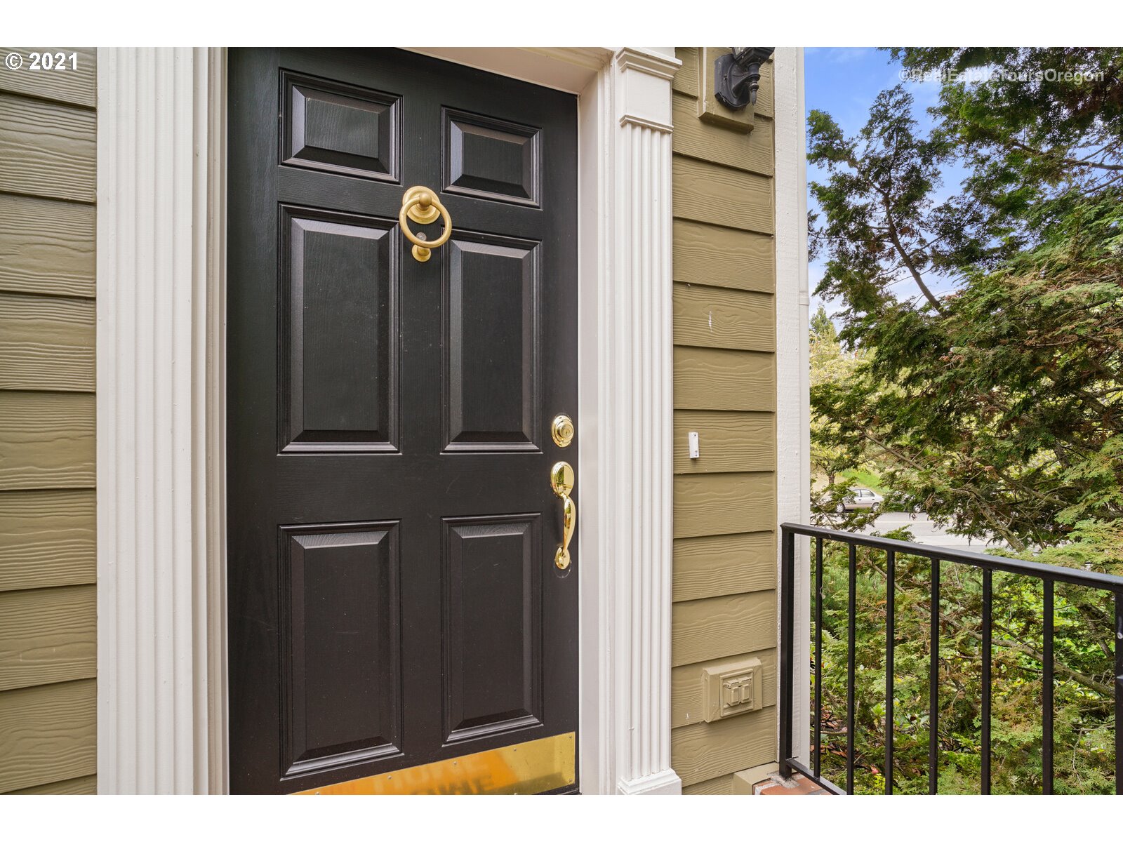 Photo #5: 21571620 Listing 