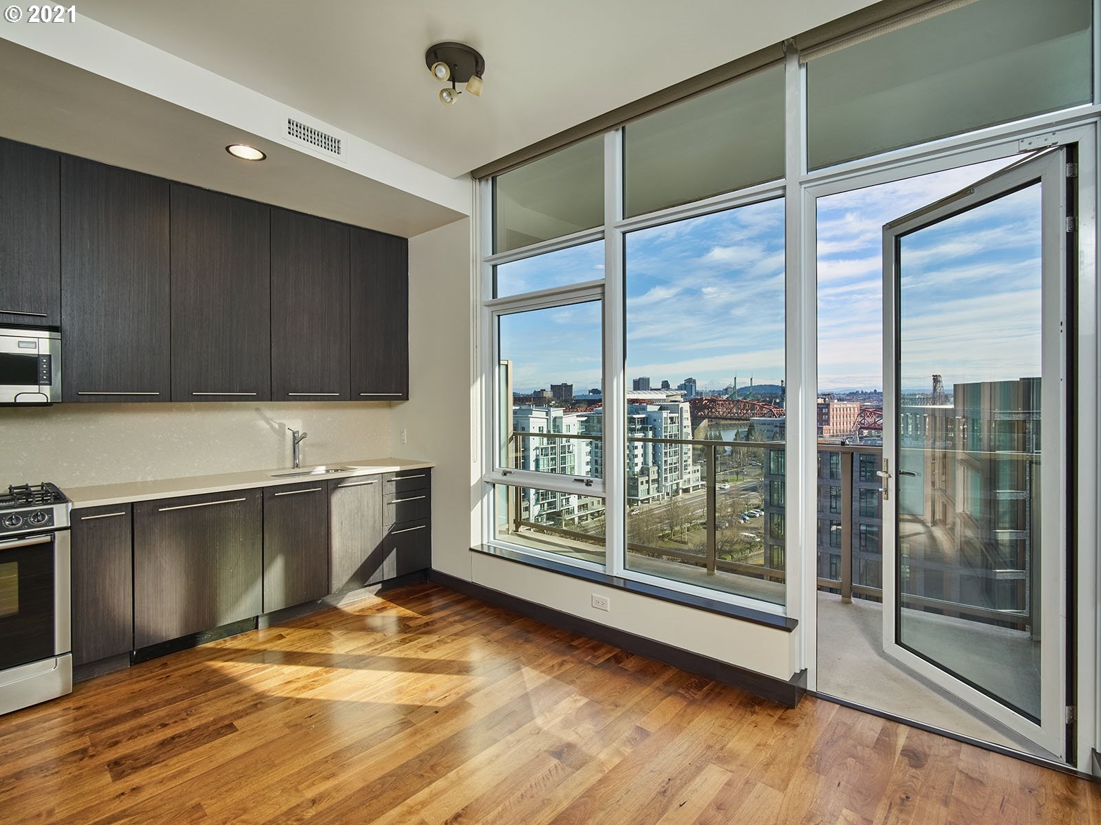 Photo #6: 21580245 Listing 