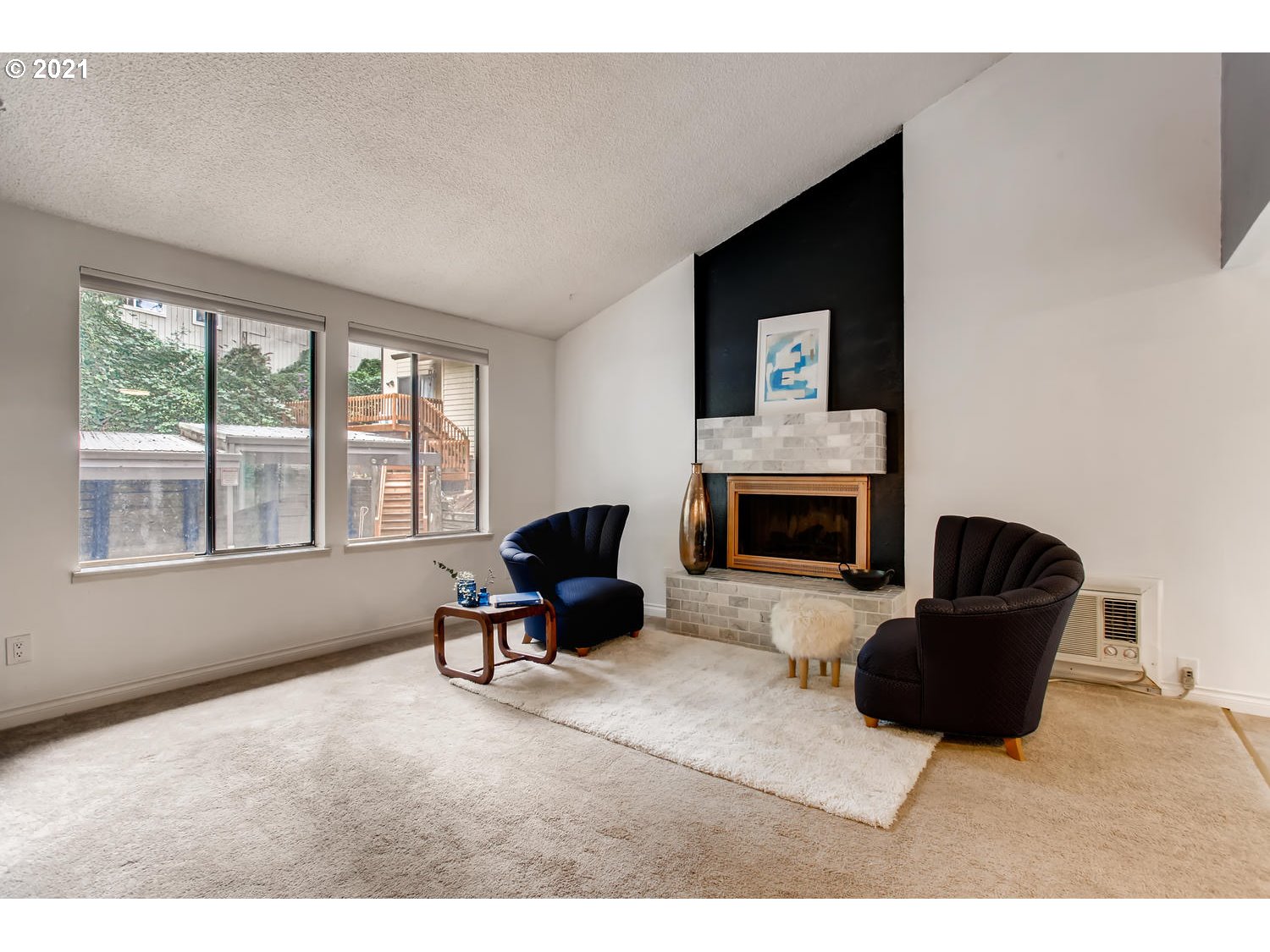 Photo #3: 21580779 Listing 