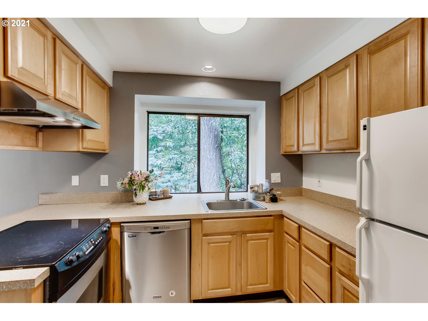 Photo #6: 21580779 Listing 