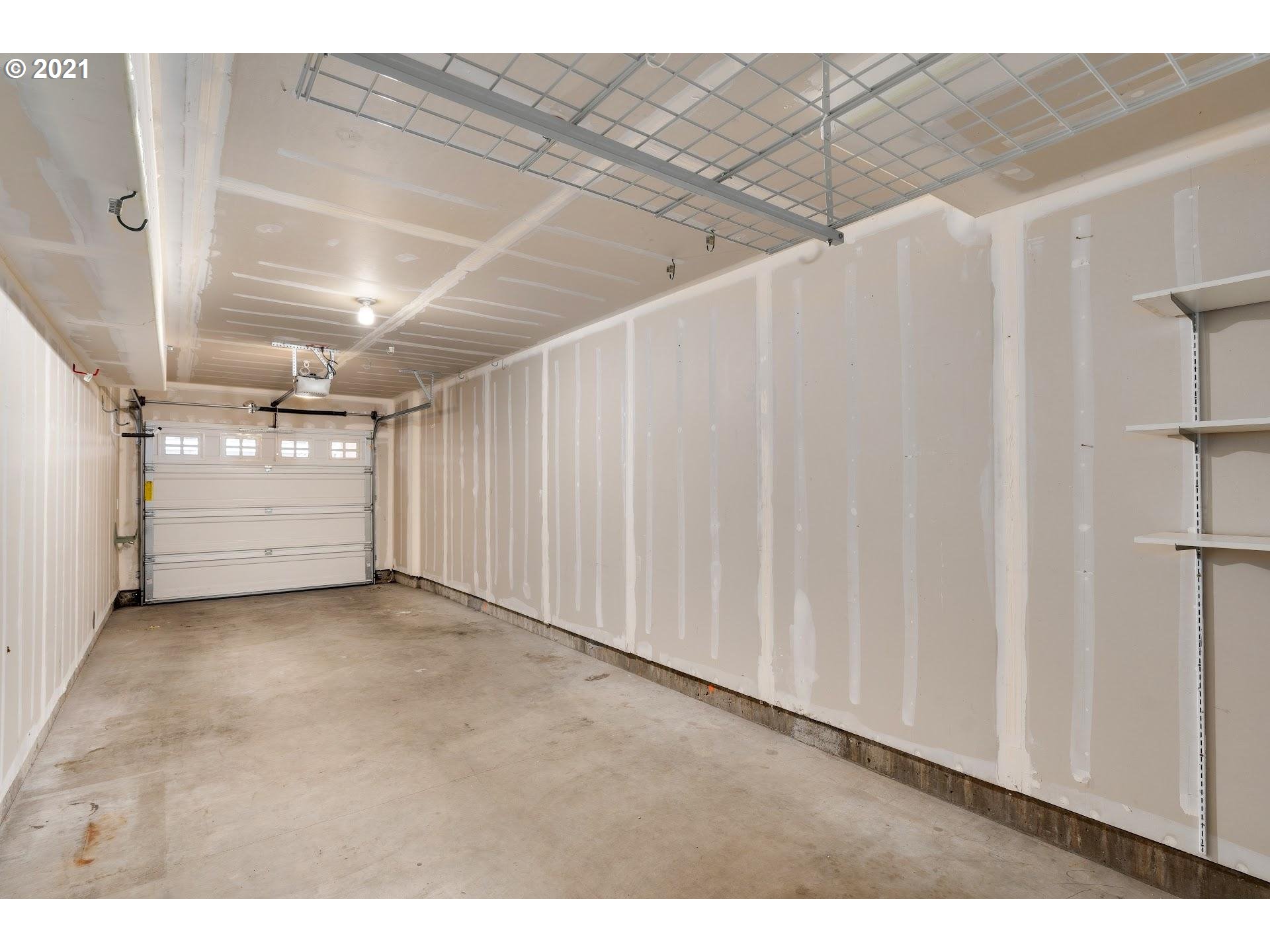 Photo #6: 21582632 Listing 