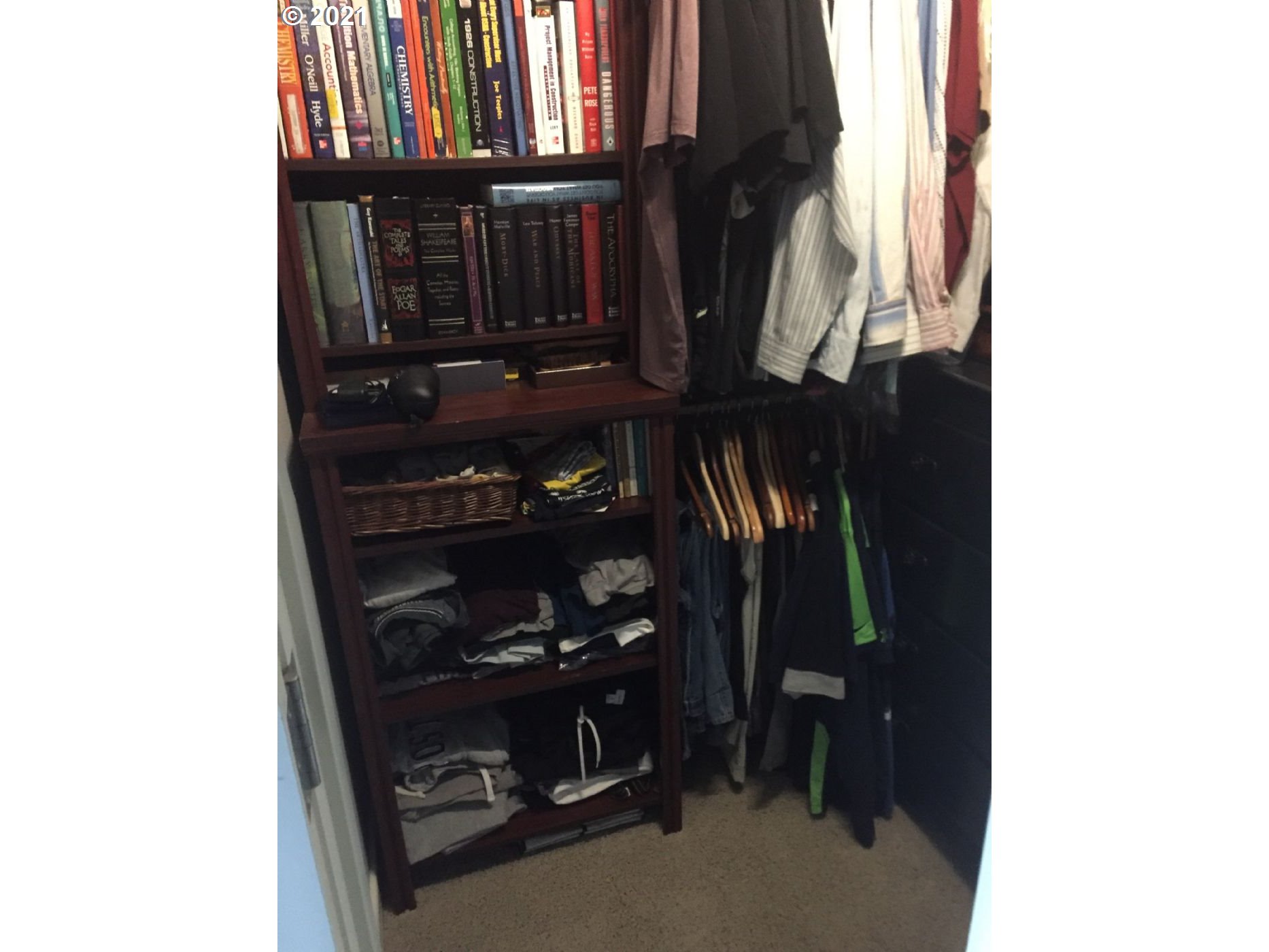 Photo #5: 21582957 Listing 
