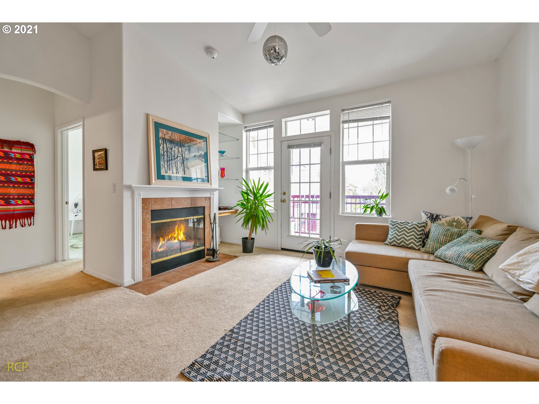 Photo #6: 21582975 Listing 