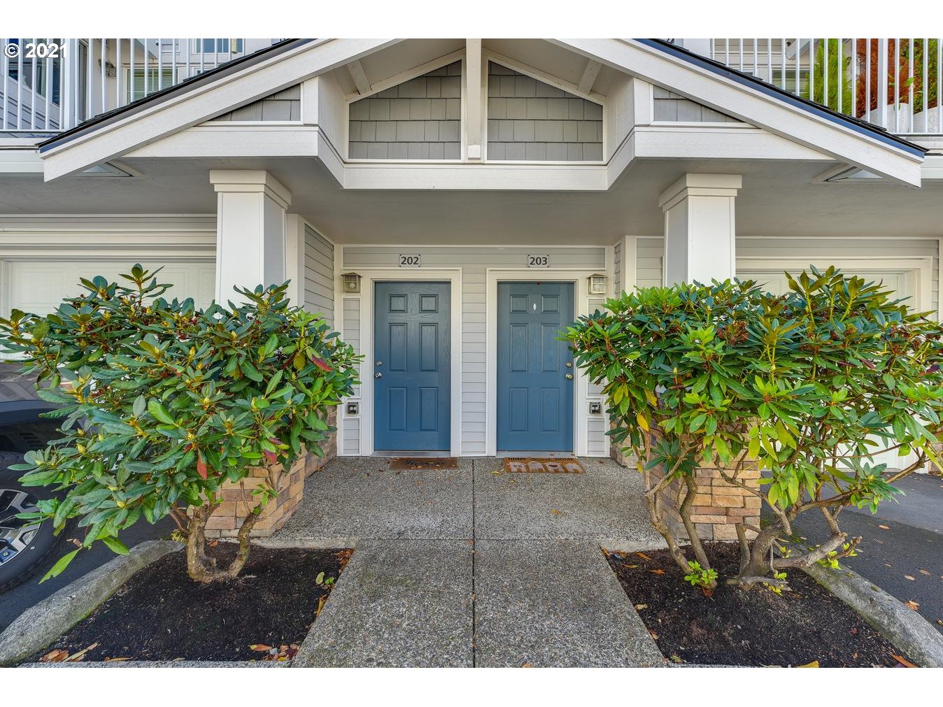 MLS: 21588646 Condo For Sale