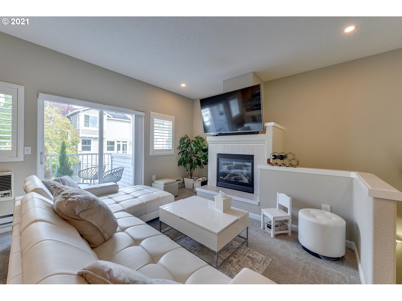 Photo #5: 21588646 Listing 