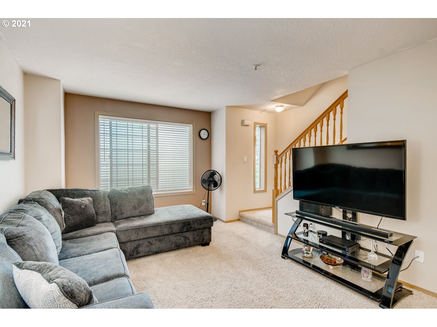 Photo #4: 21590015 Listing 