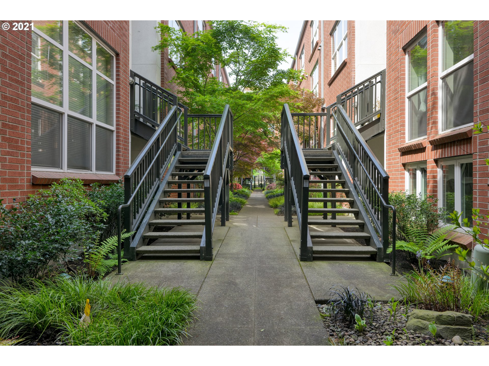 Photo #4: 21594013 Listing 
