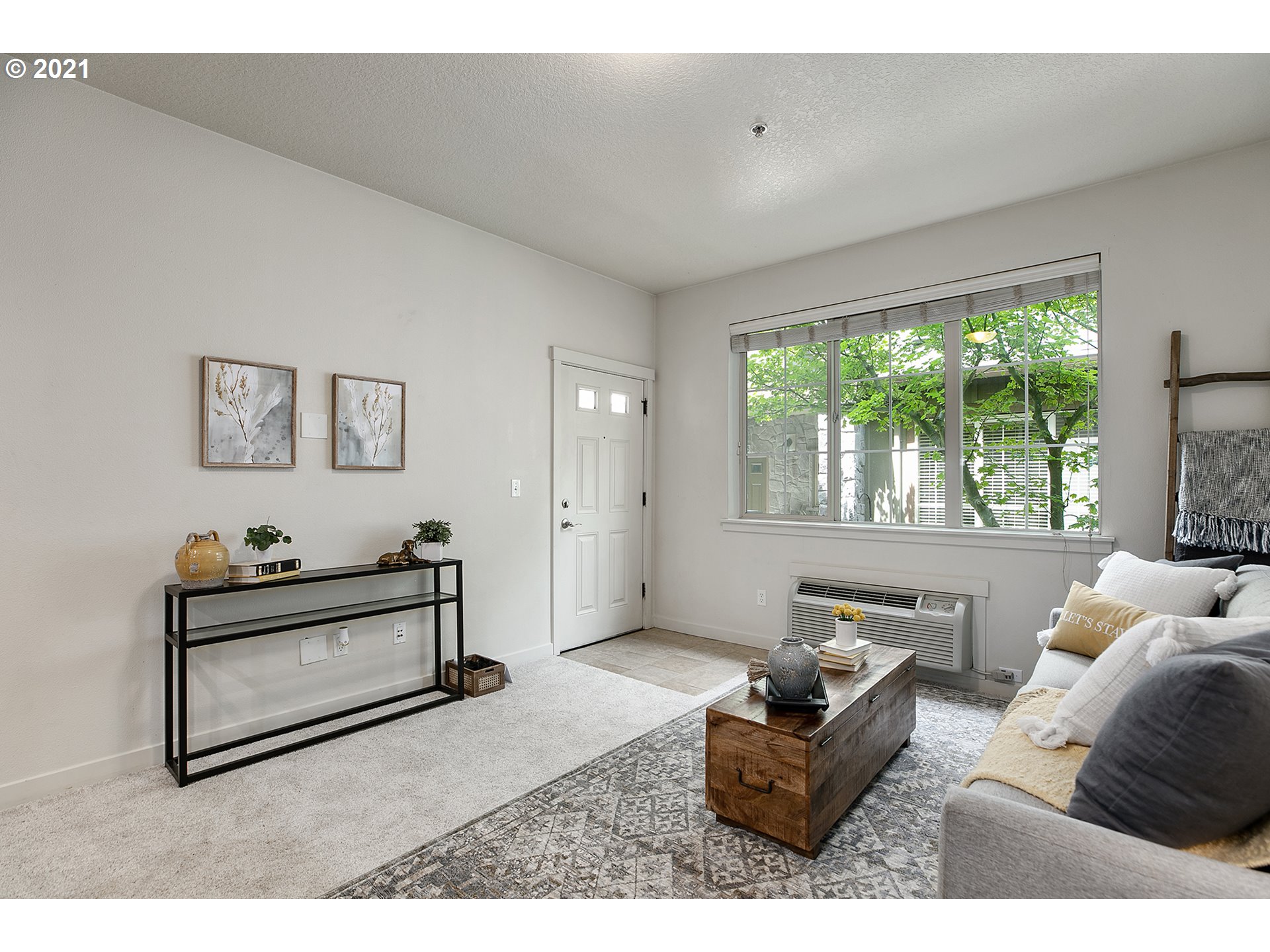 Photo #6: 21596018 Listing 