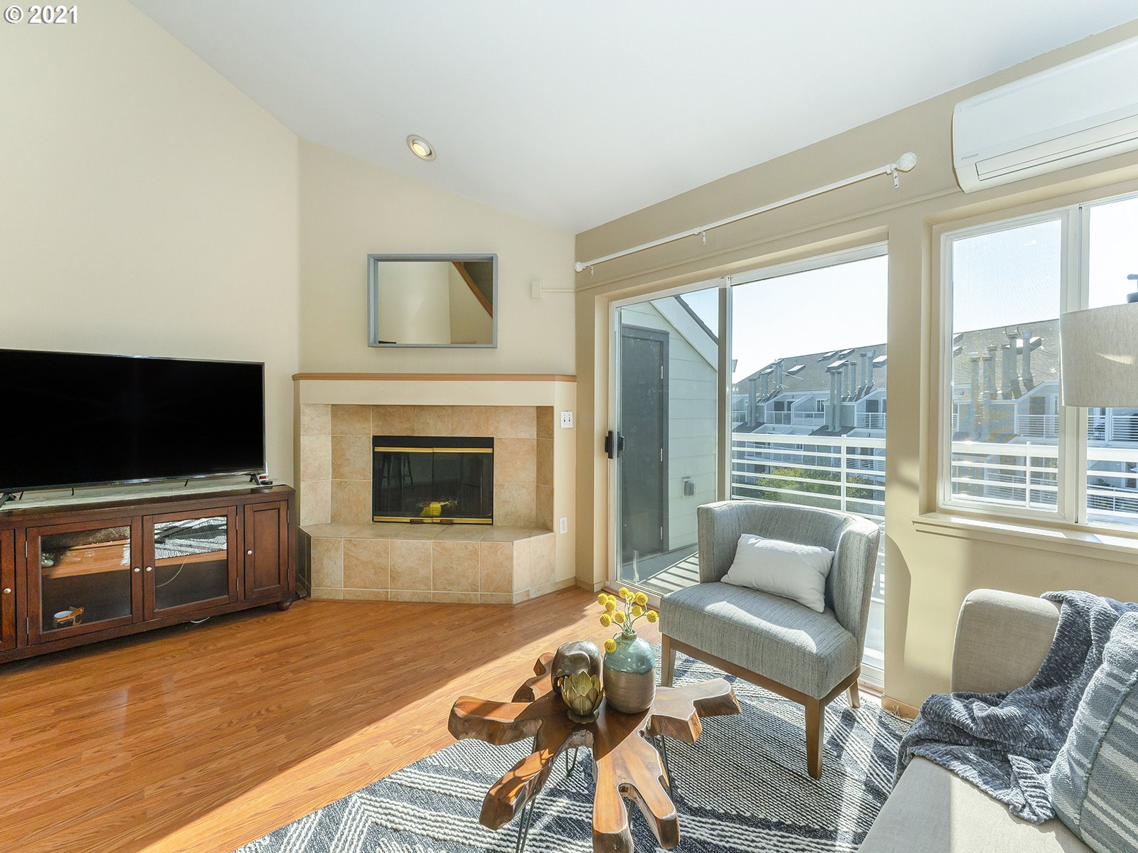 Photo #6: 21596264 Listing 