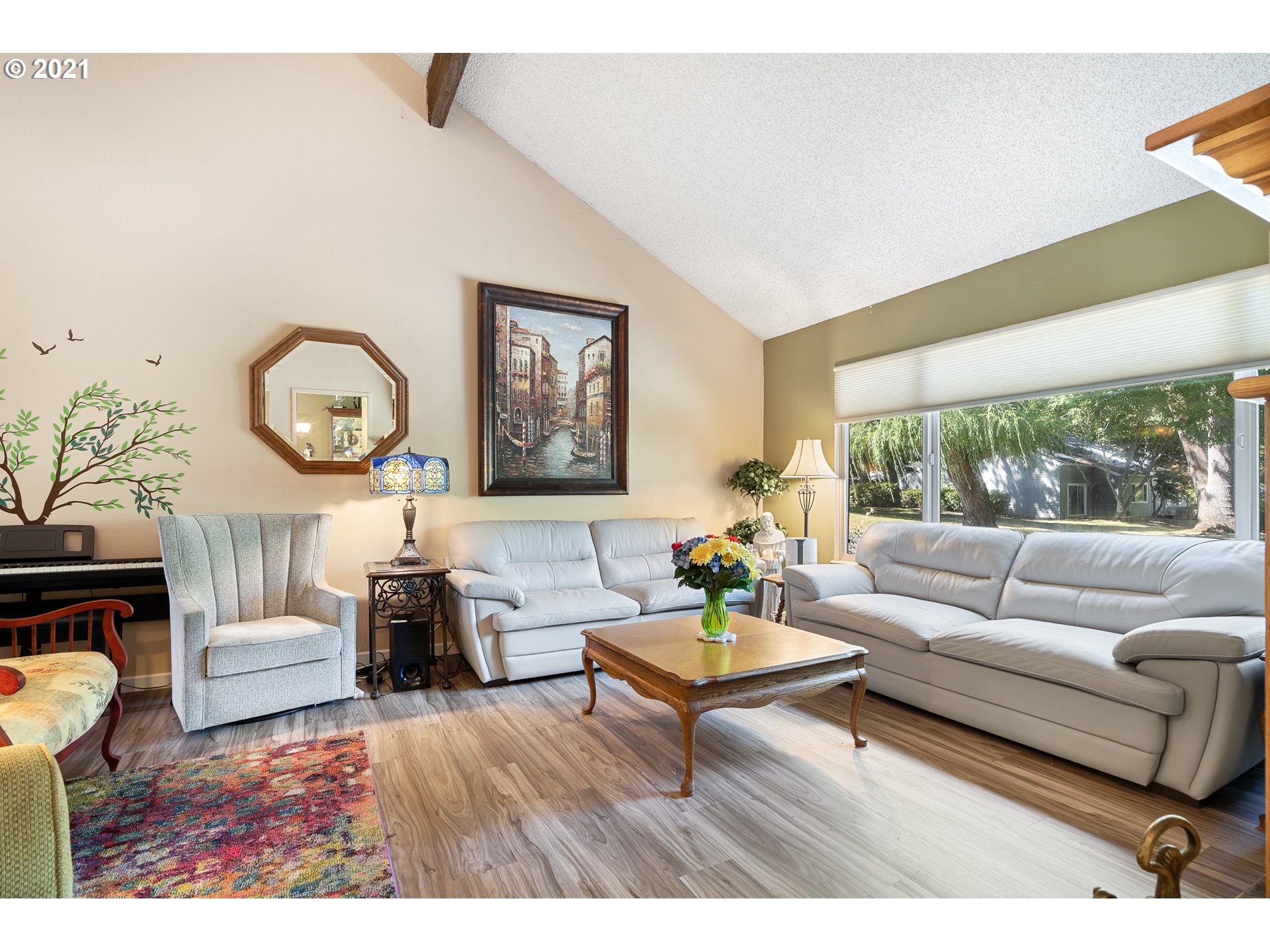 Photo #3: 21597102 Listing 
