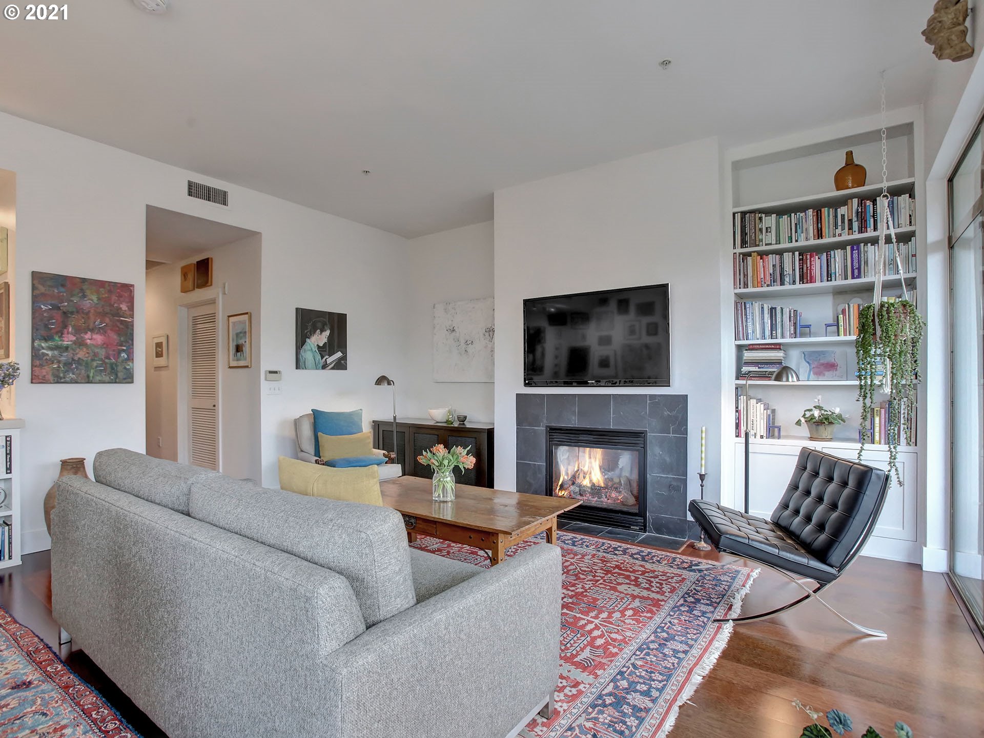 Photo #5: 21597834 Listing 