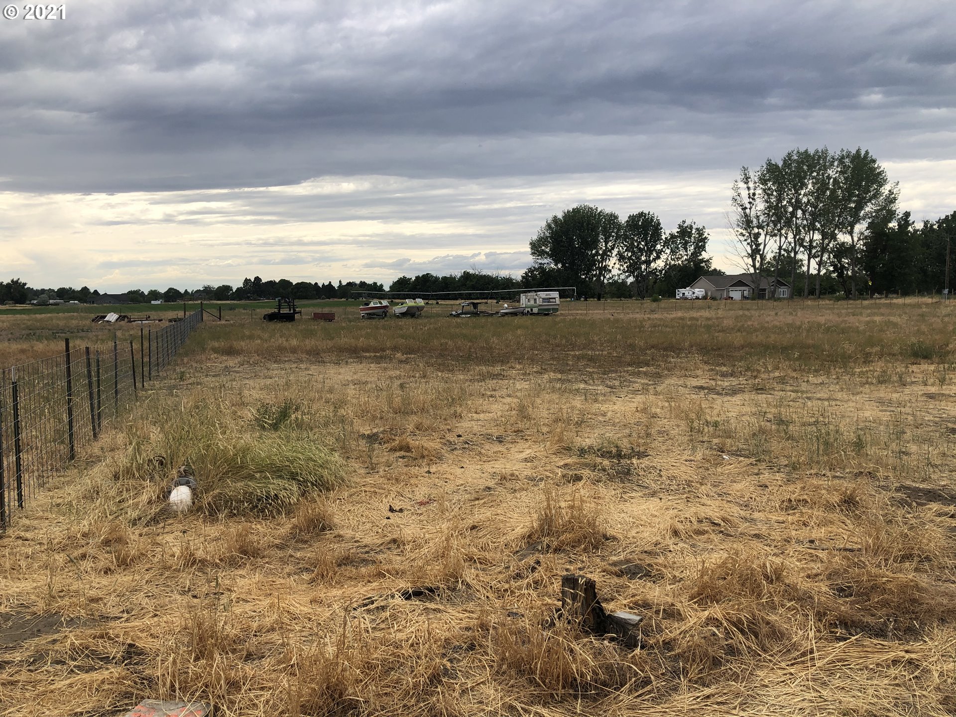000 Banks LN (1 of 2)